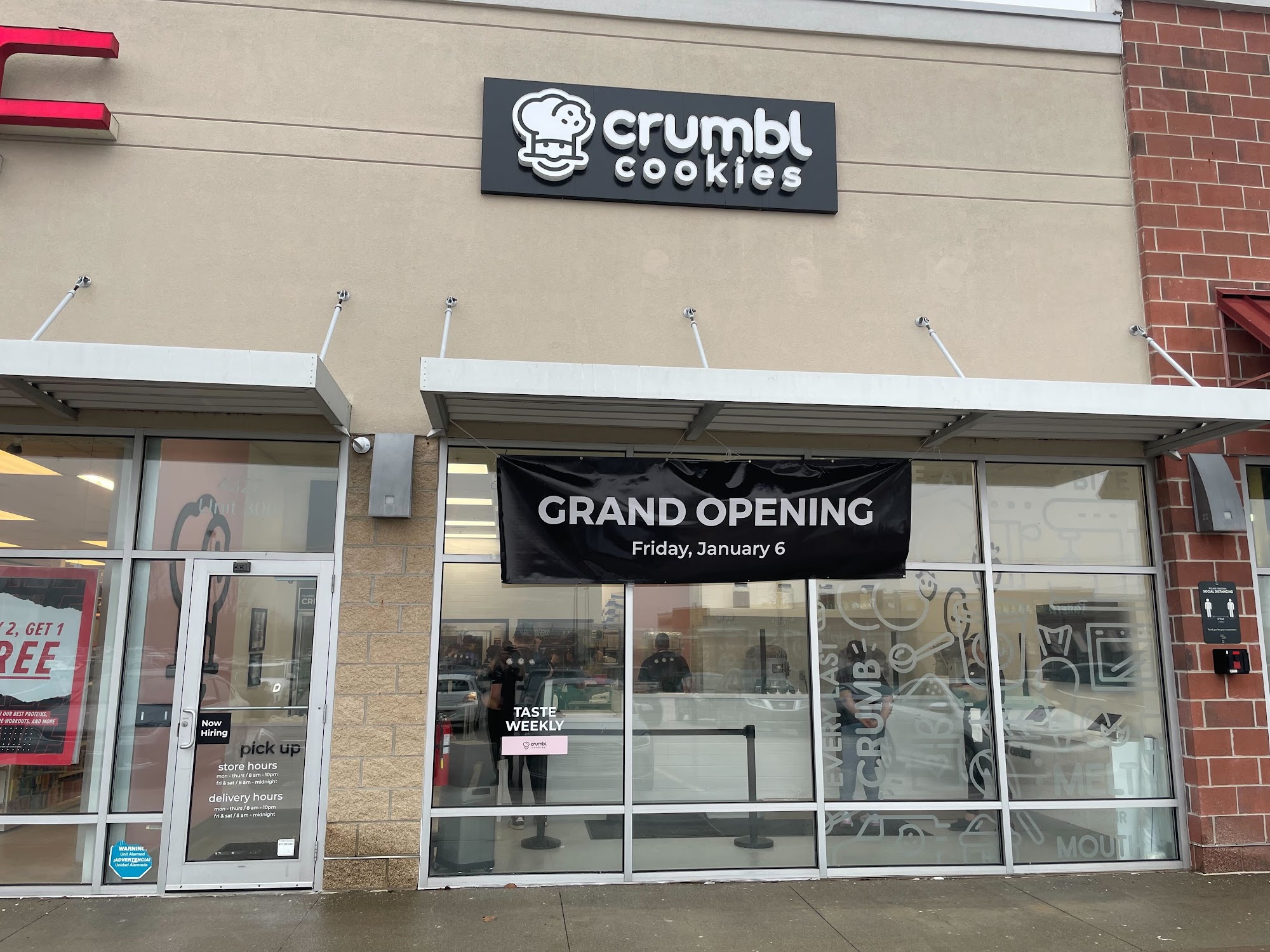 Crumbl Cookies - Stow