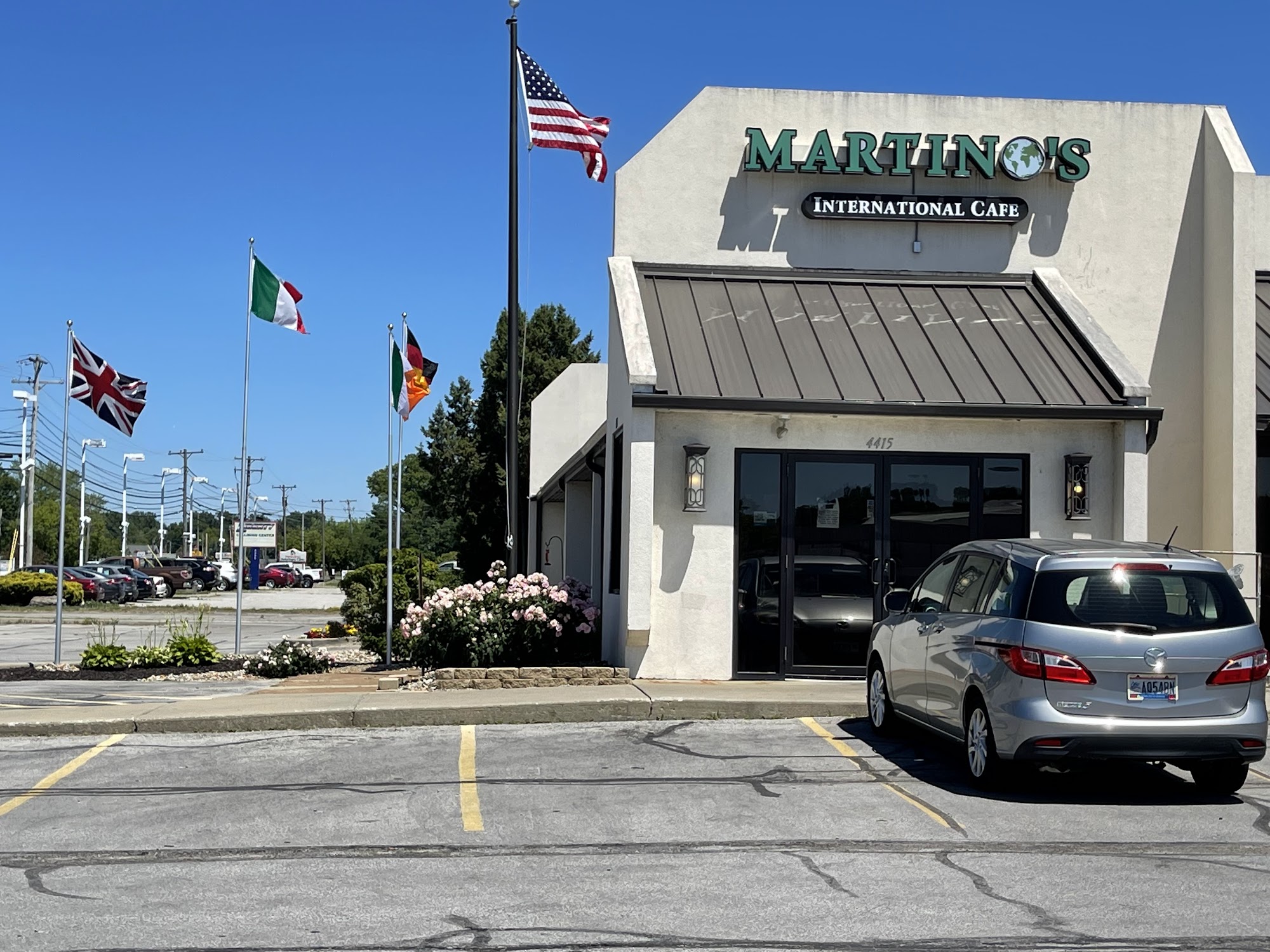 Martino's International Cafe