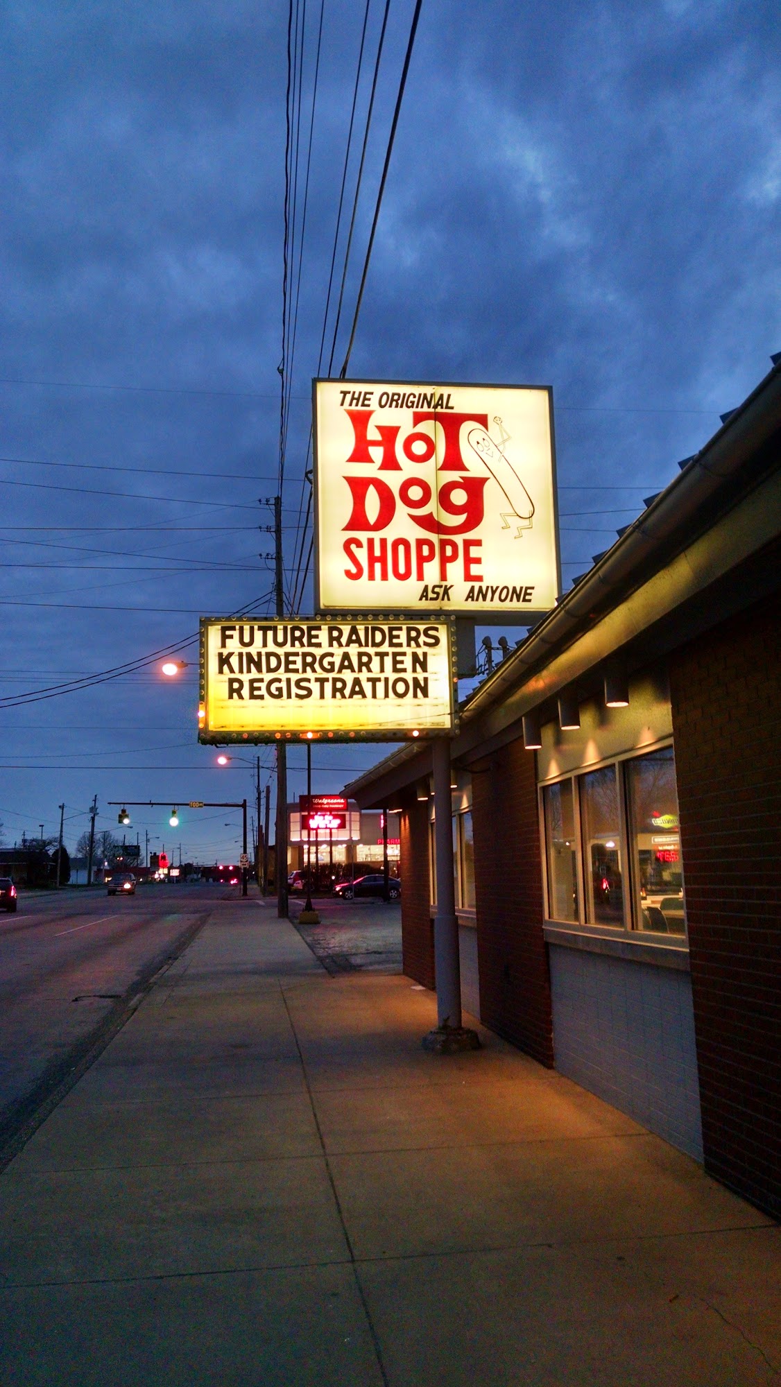 Hot Dog Shoppe