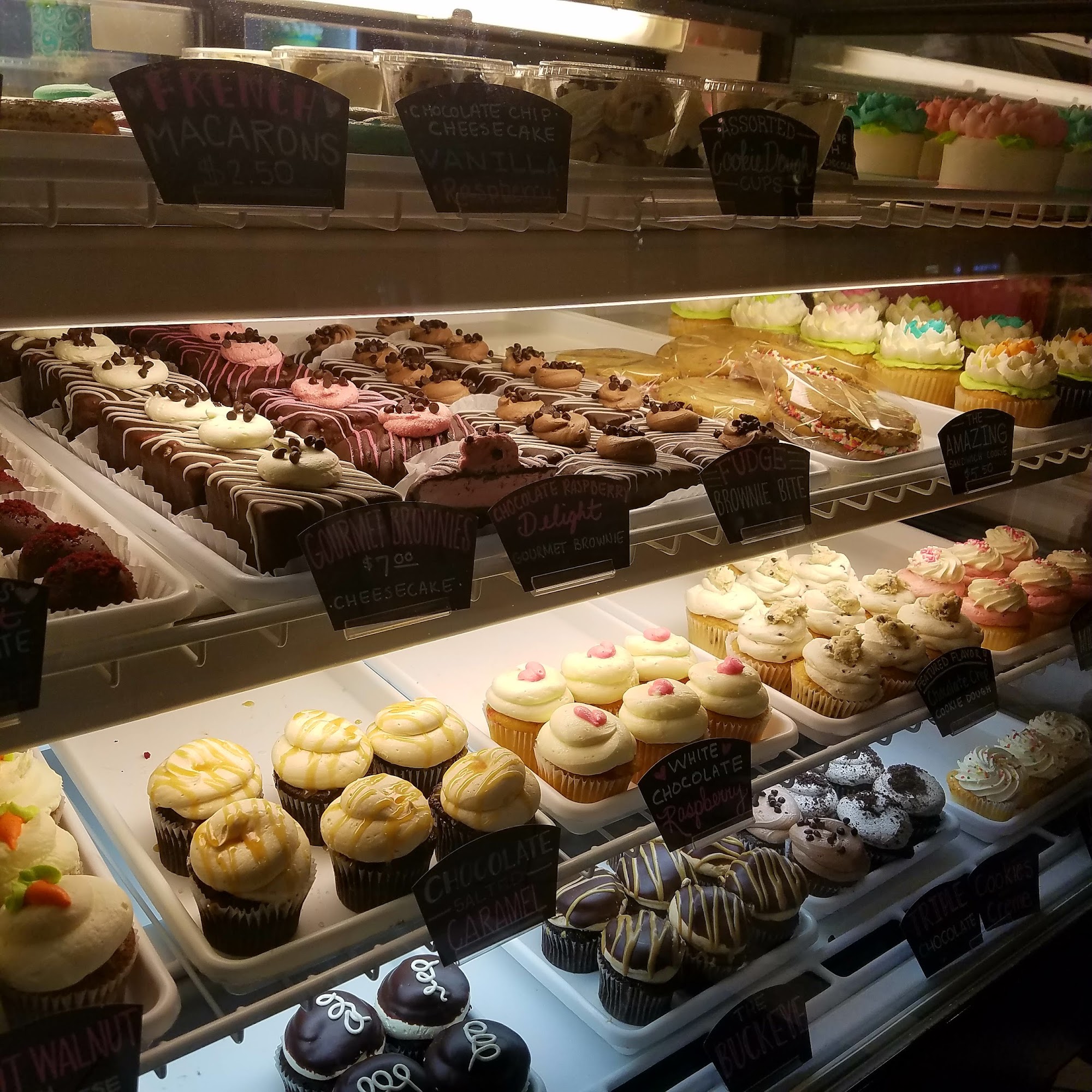 White Flower Cake Shoppe