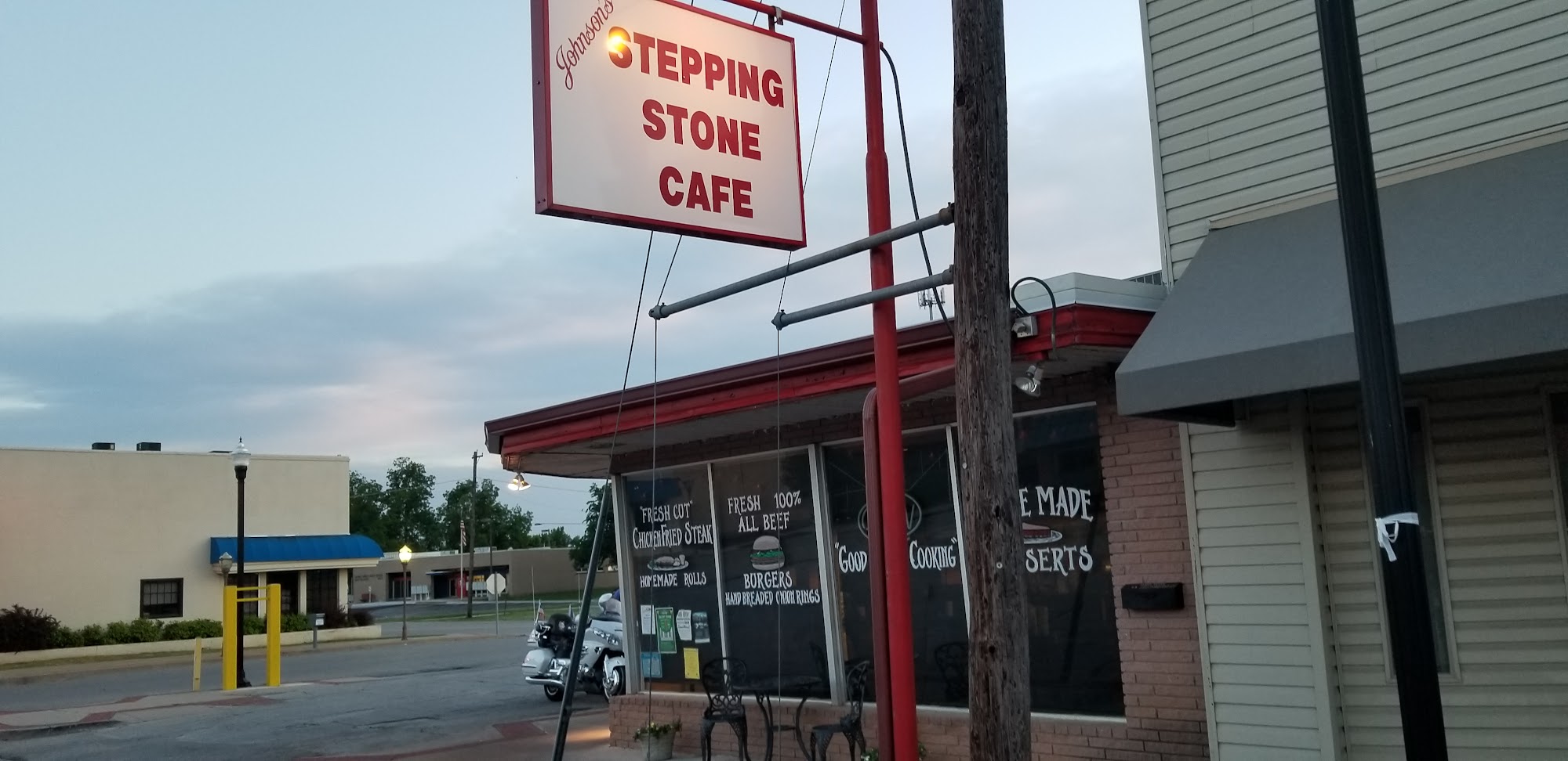 Johnson's Stepping Stone Cafe