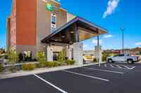 Holiday Inn Express & Suites Tulsa East - Catoosa, an IHG Hotel