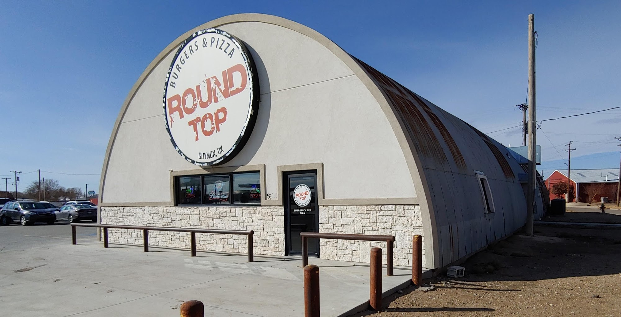 Round Top Burgers & Pizza