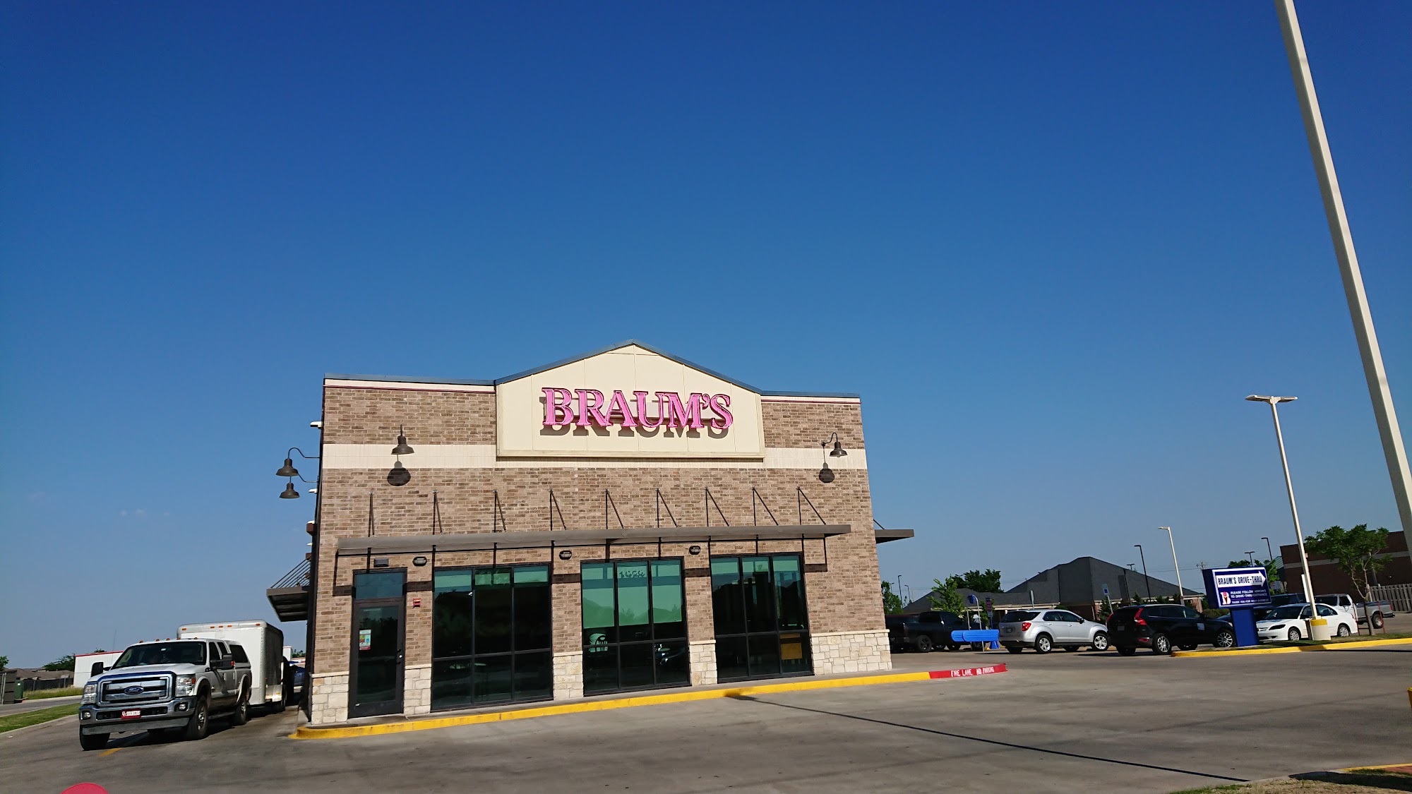 Braum's Ice Cream & Dairy Store