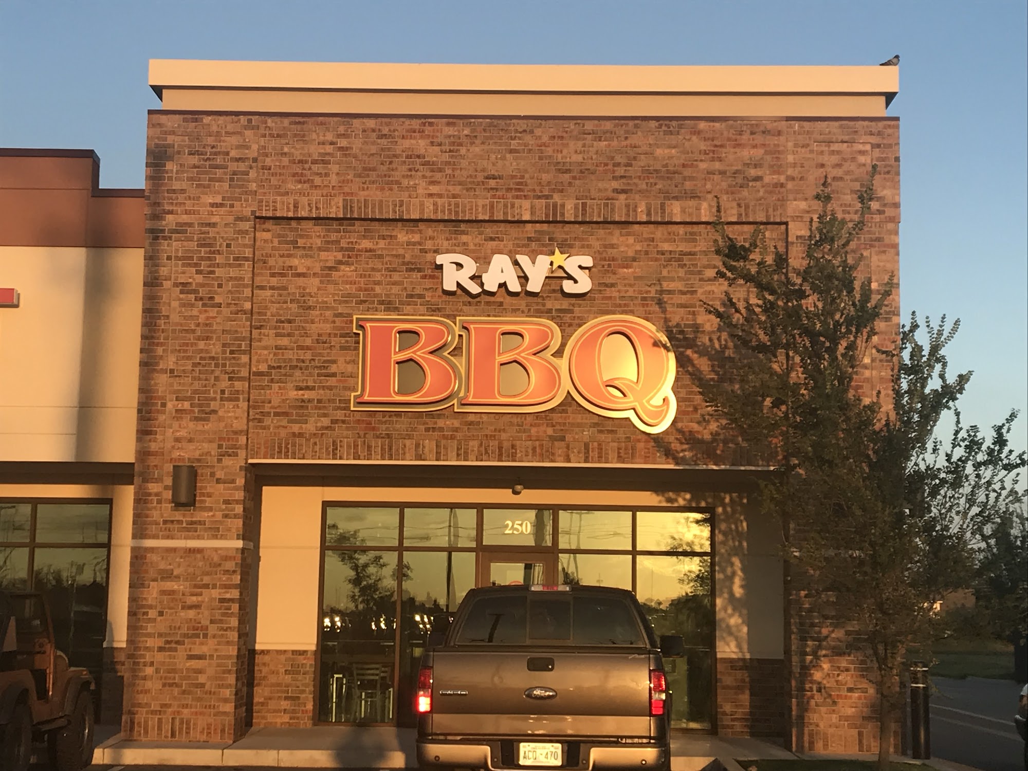 Ray's BBQ