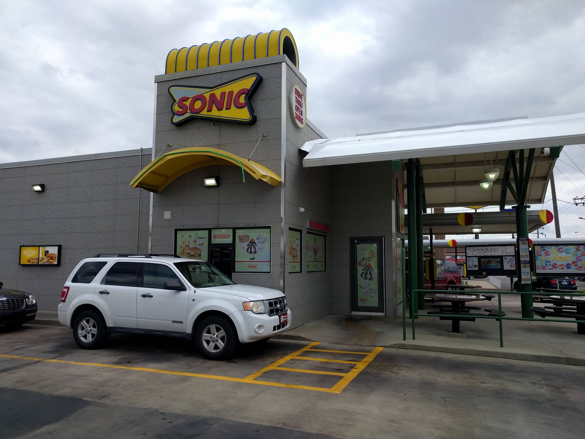 Sonic Drive-In