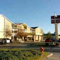 OakTree Inn and Suites Oklahoma City