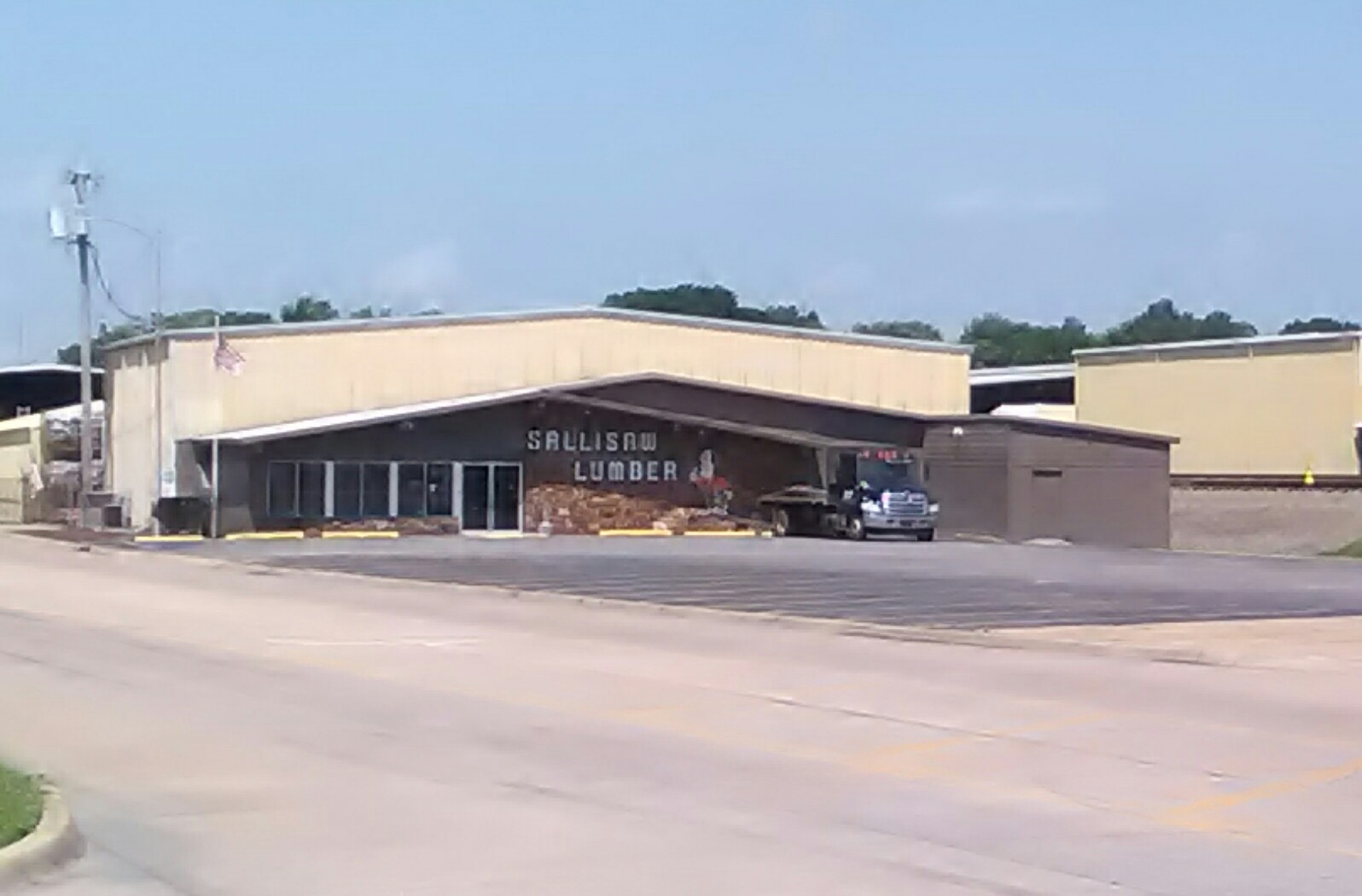 Sallisaw Lumber Co 301 W Cherokee Ave, Sallisaw Oklahoma 74955