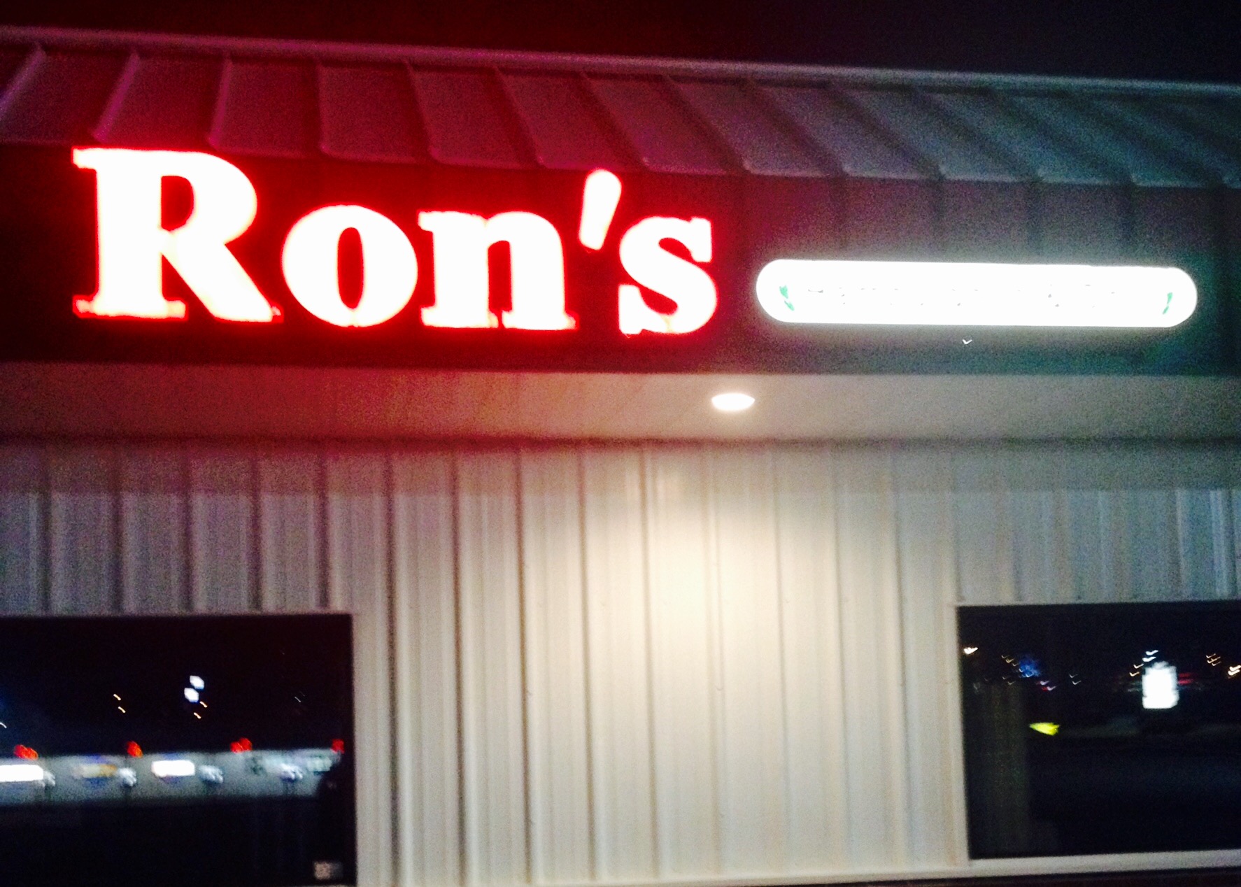 Ron's Hamburgers & Chili