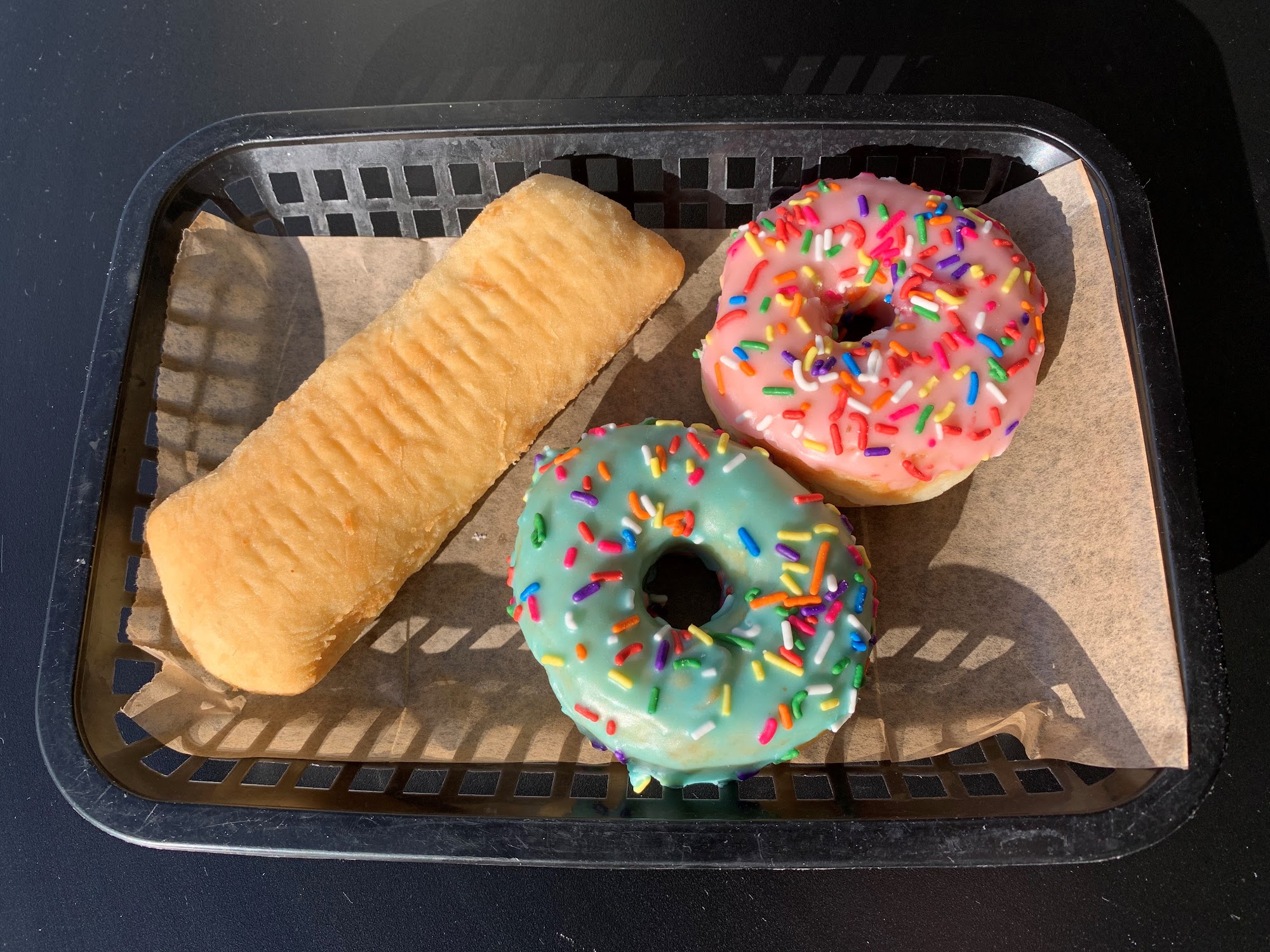 Livi Lee's Daylight Donuts