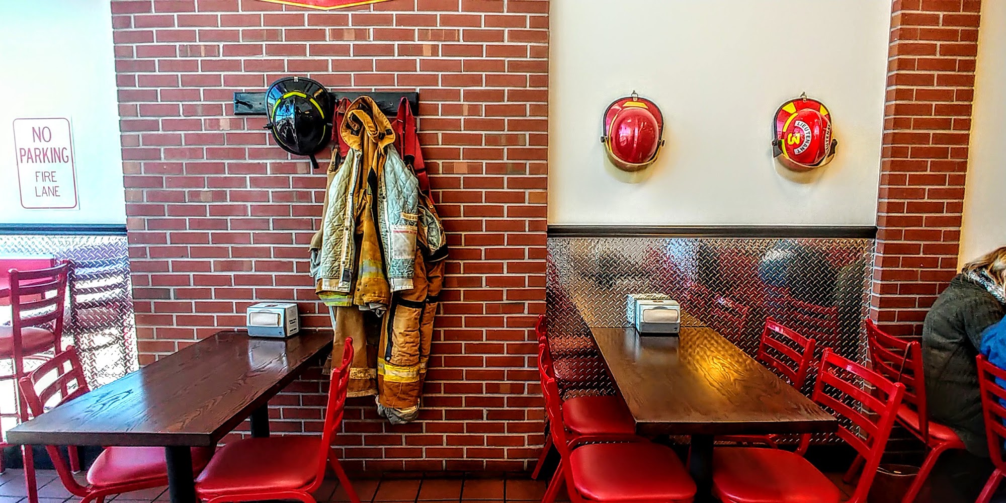 Firehouse Subs Woodland Hills