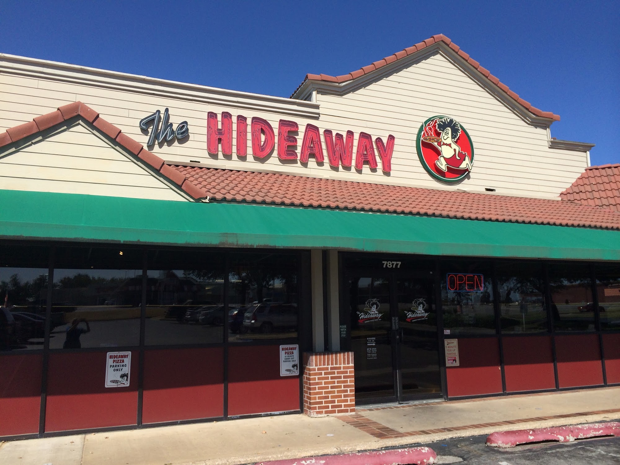 Hideaway Pizza