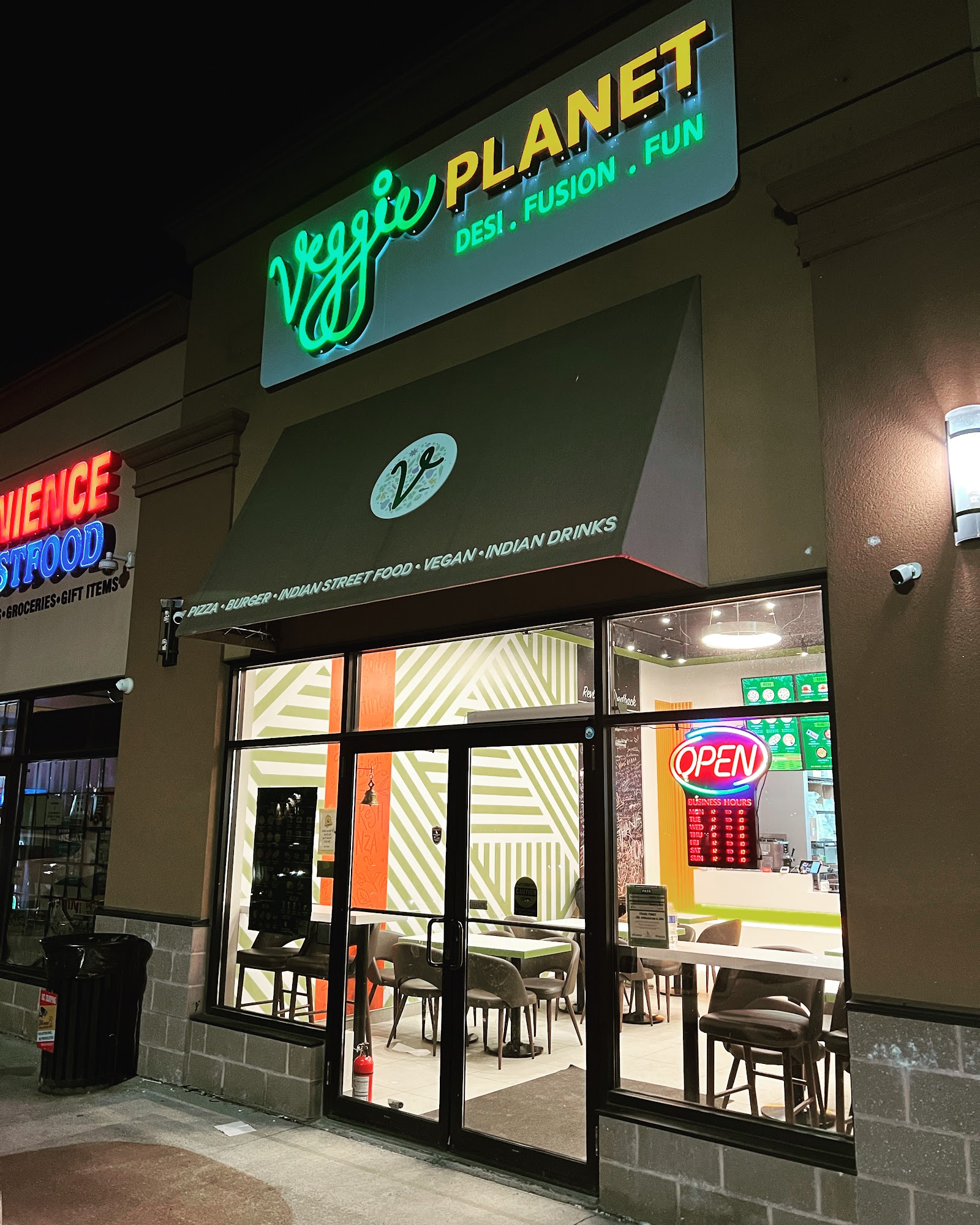 Veggie Planet Ajax - Indian Pizza, Burger and Street Food