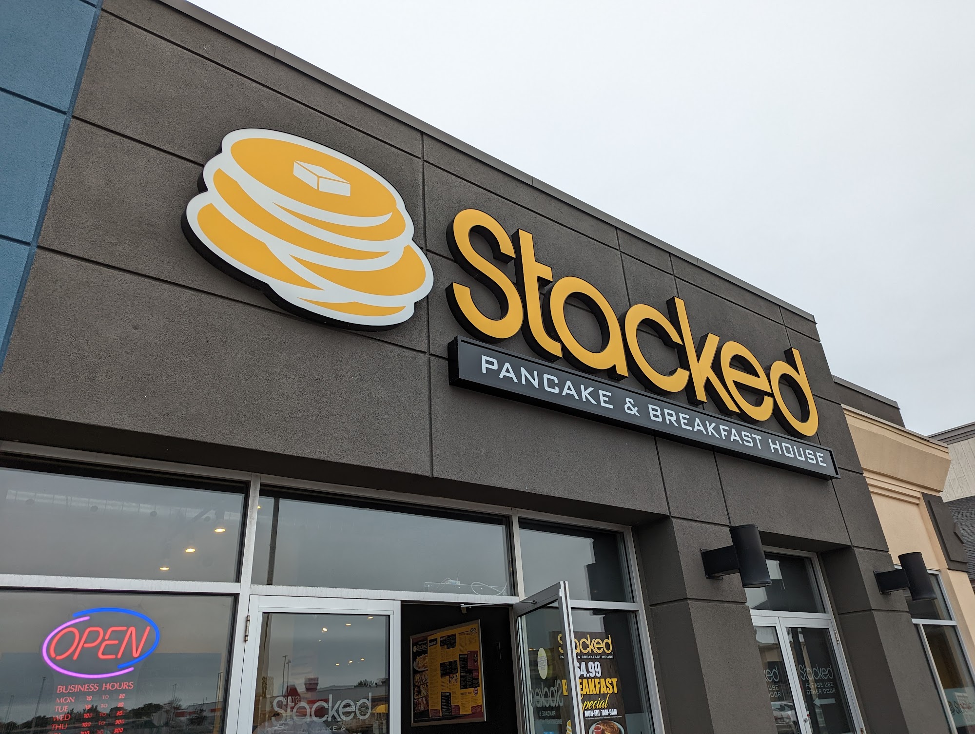 Stacked Pancake & Breakfast House Alliston