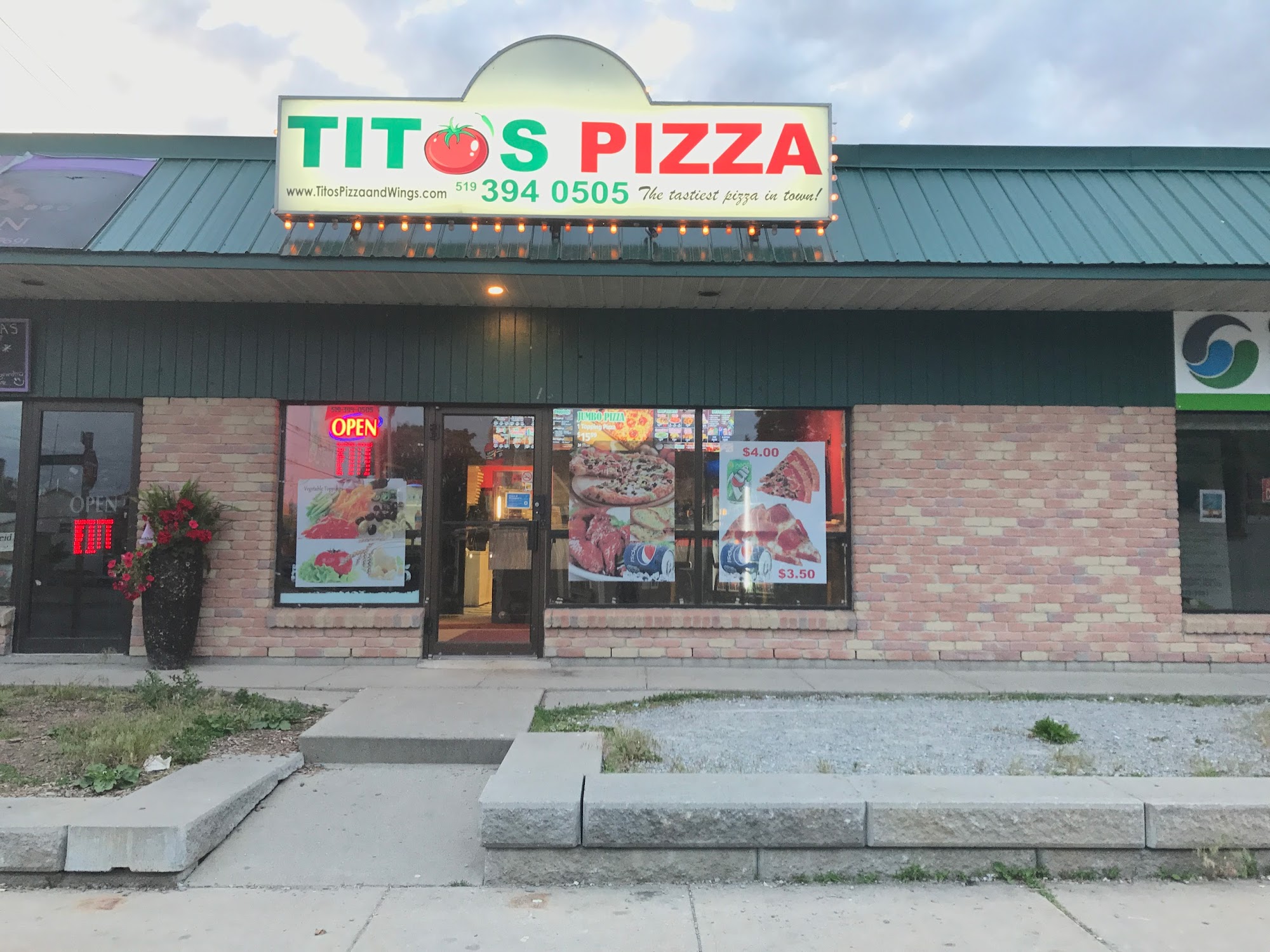 Tito's Pizza