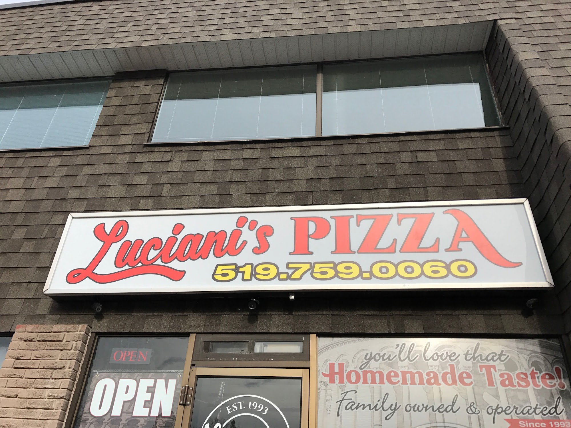 Luciani's Pizza