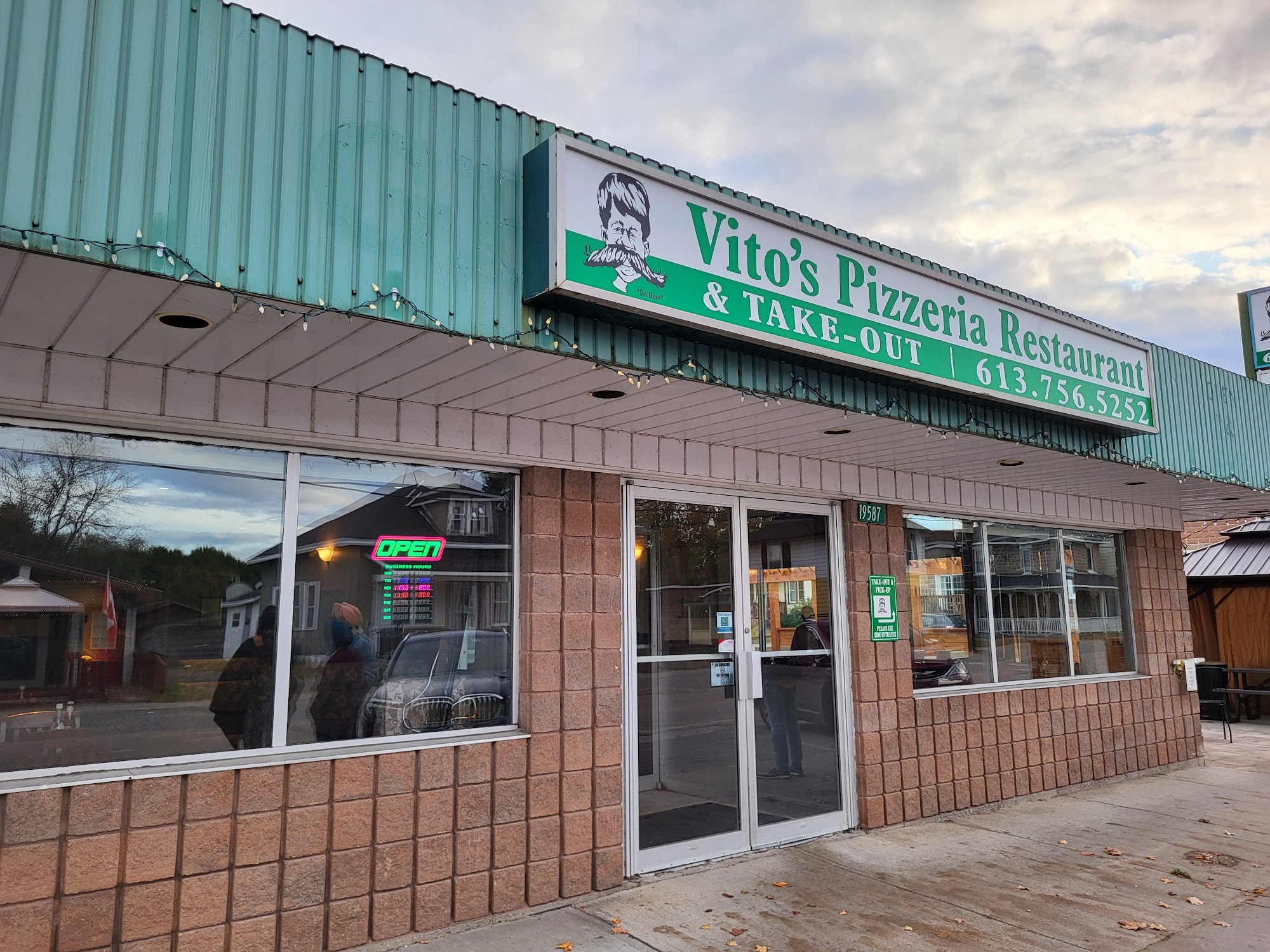 Vito's Pizzeria