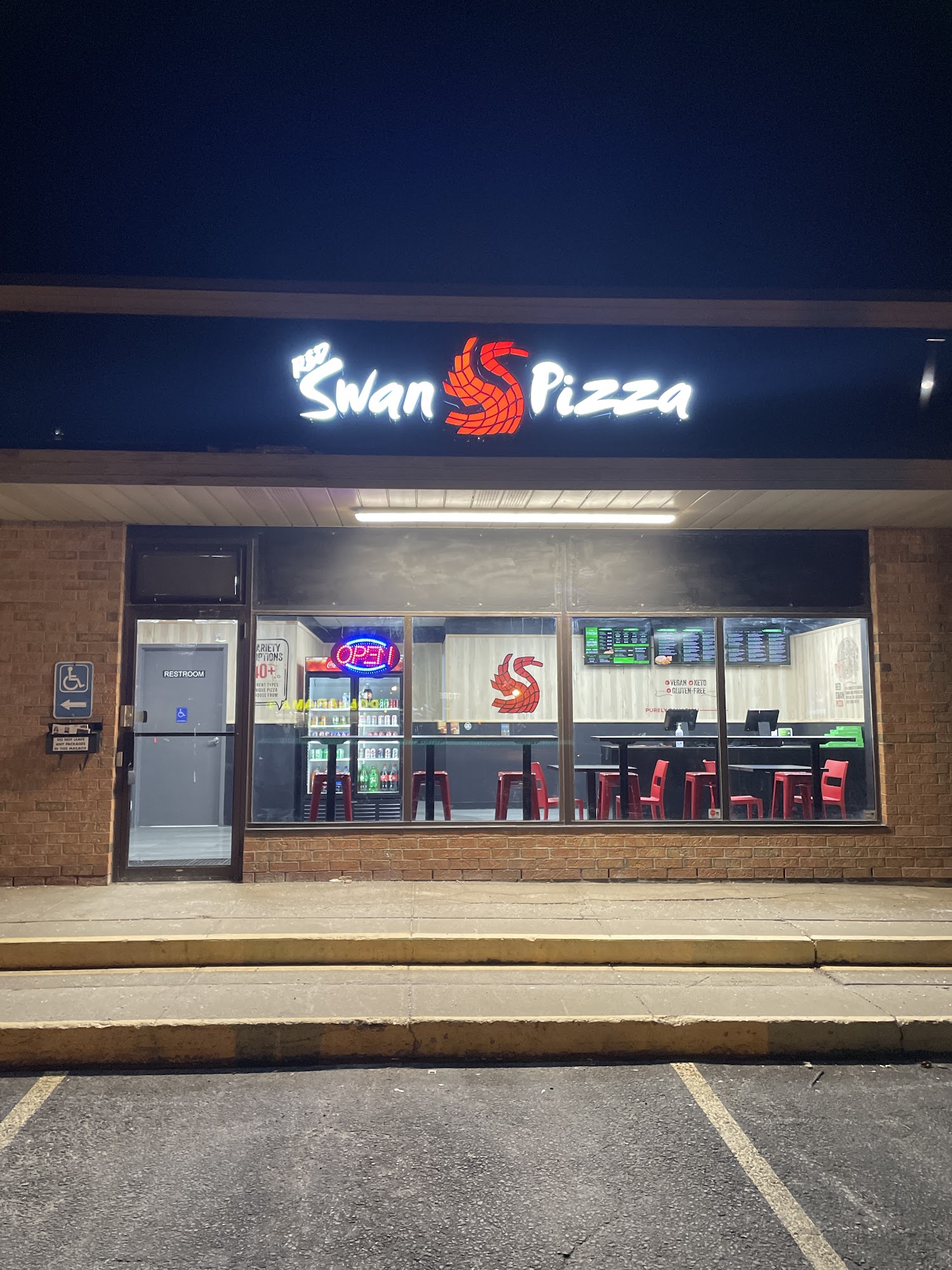 Red Swan Pizza