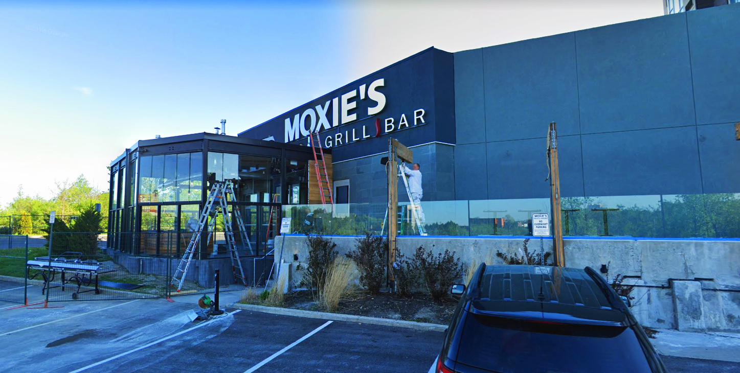 Moxies Dixon Road Restaurant