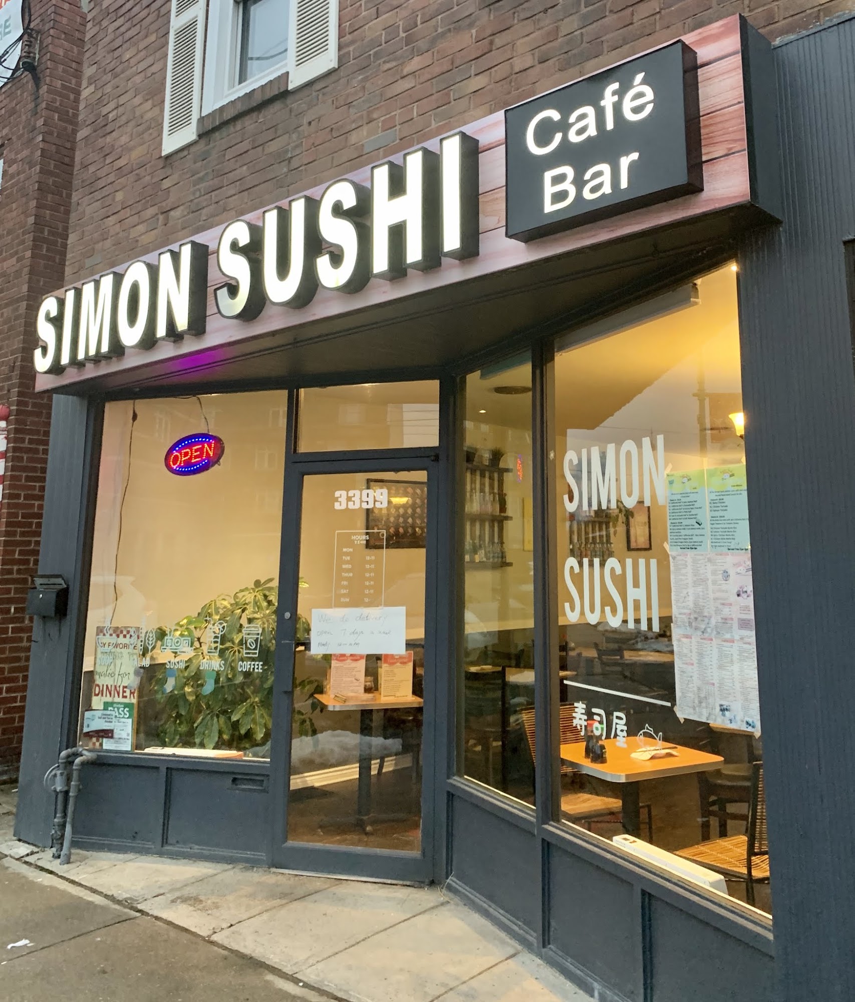 Simon Sushi at Lakeshore