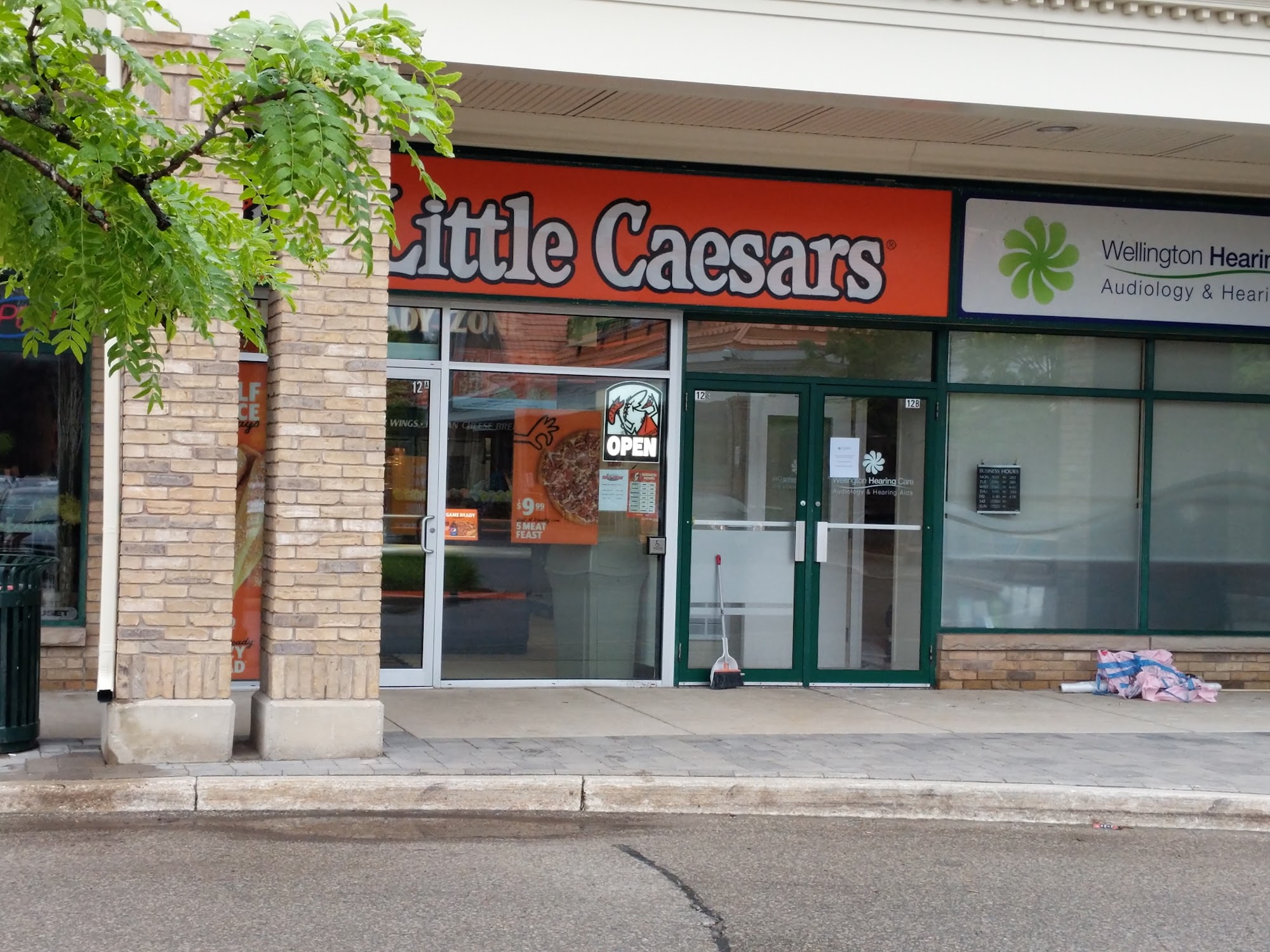 Little Caesars Pizza