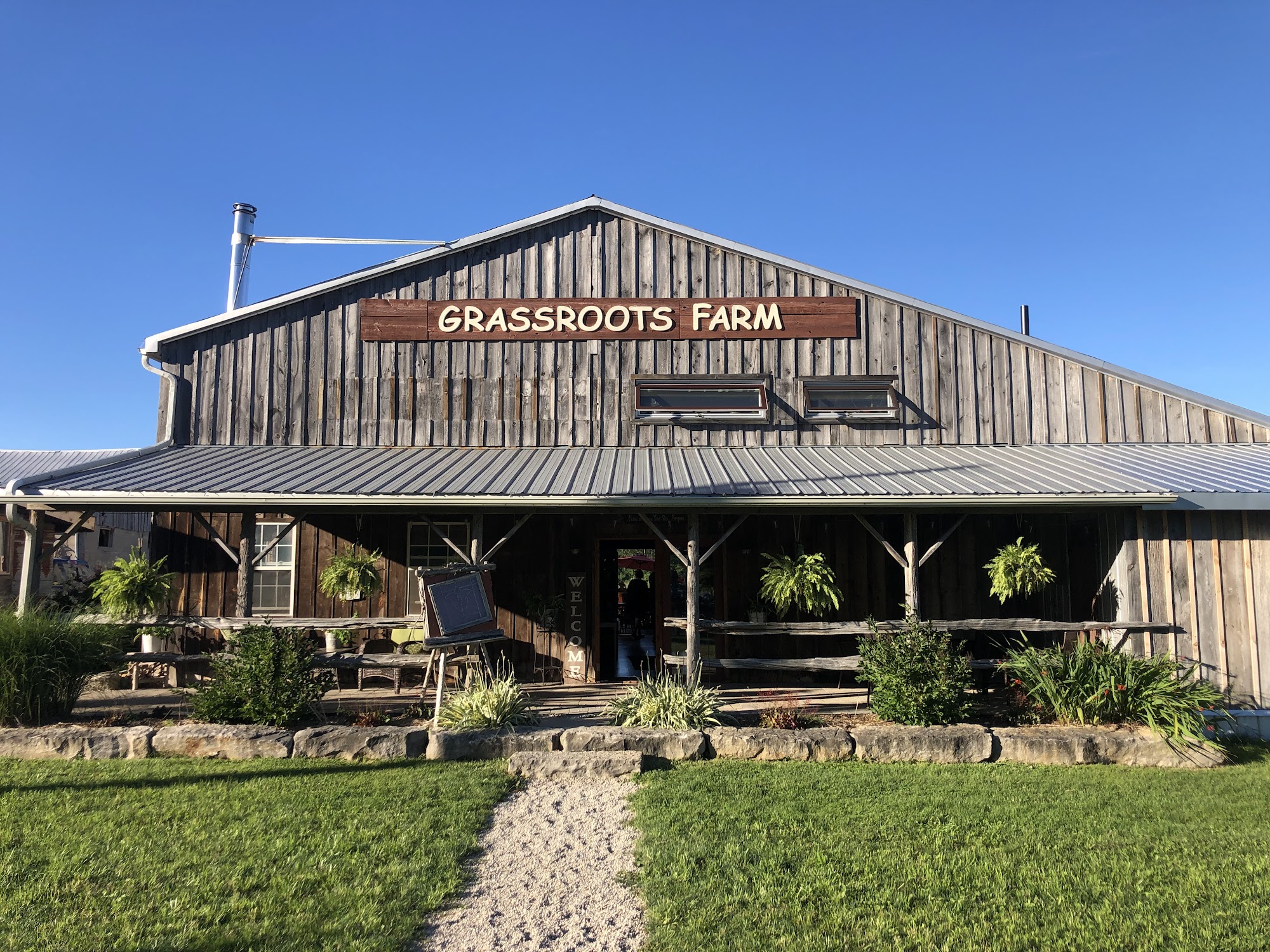 Grassroots Farm - Wood Fired Pizza, Farm Shop, Farm Stays & Event Space