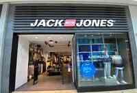 JACK & JONES