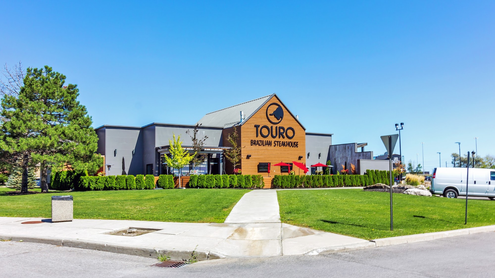 Touro Brazilian Steak House & Wine - Richmond Hill