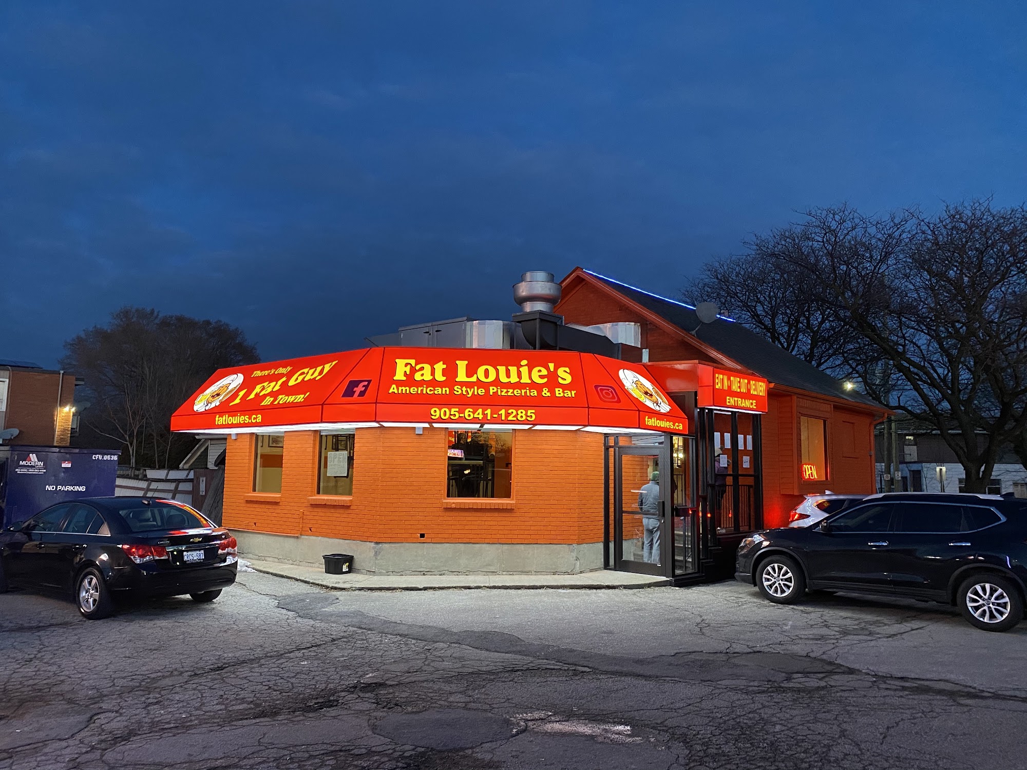 Fat Louie's Pizzeria & Bar