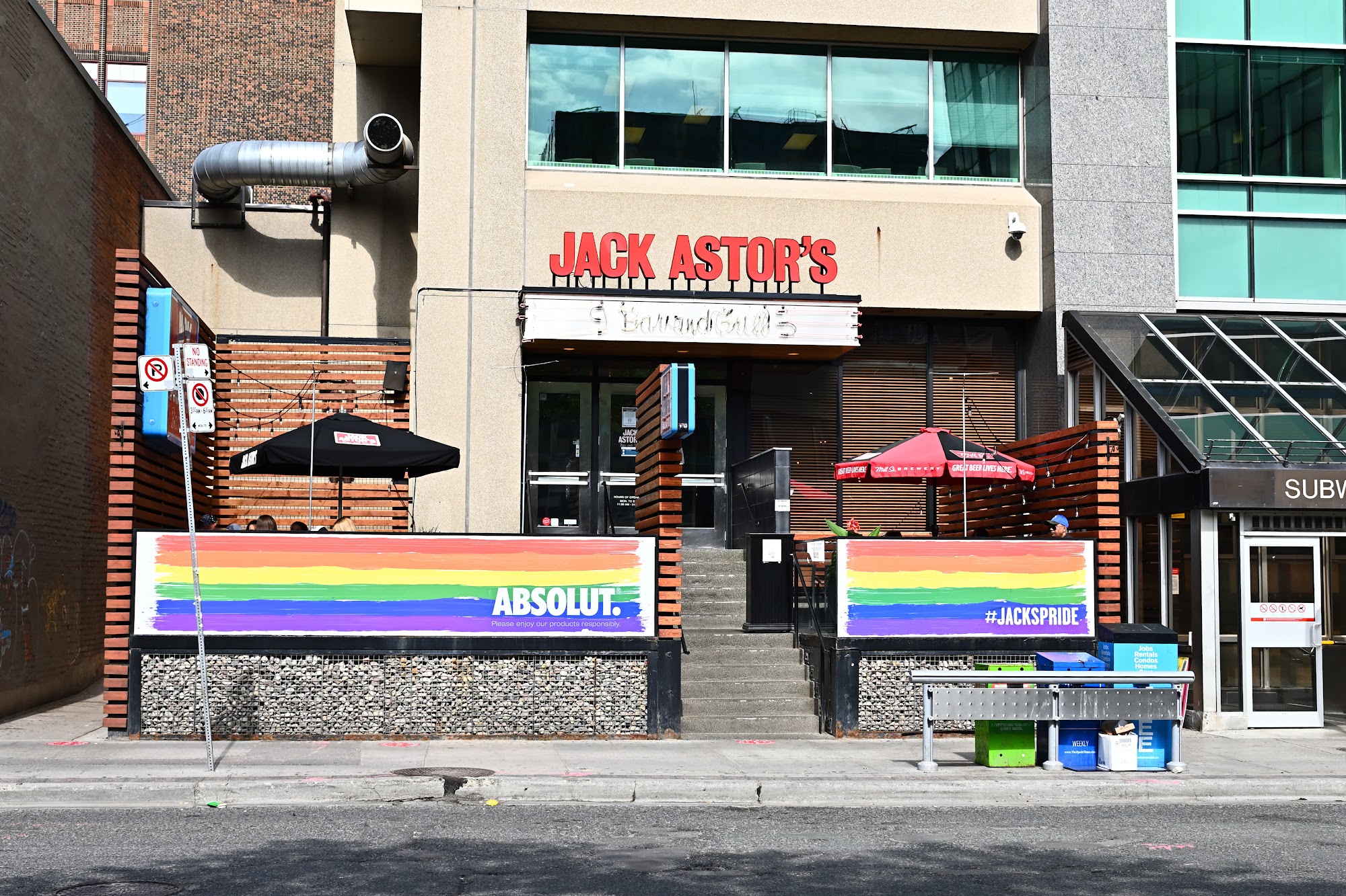 Jack Astor's Bar & Grill Yonge & Bloor