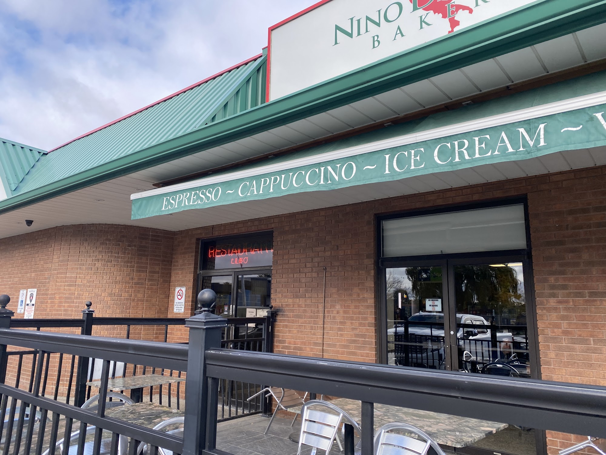 Nino D'Aversa Bakery