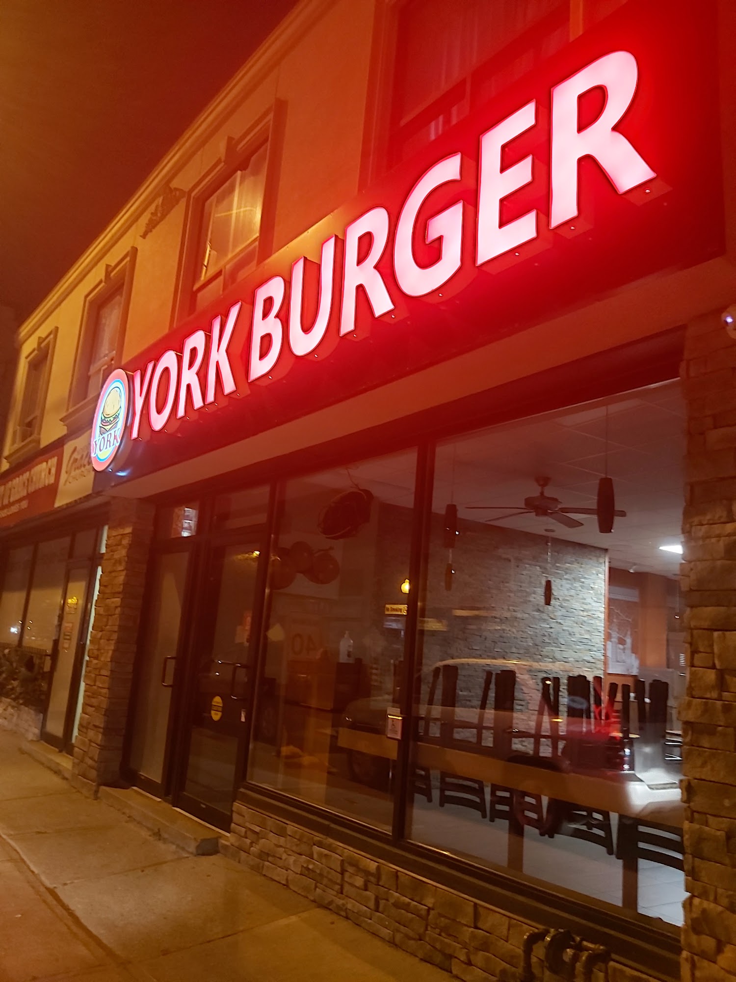 York Burger & Pizza (Halal)