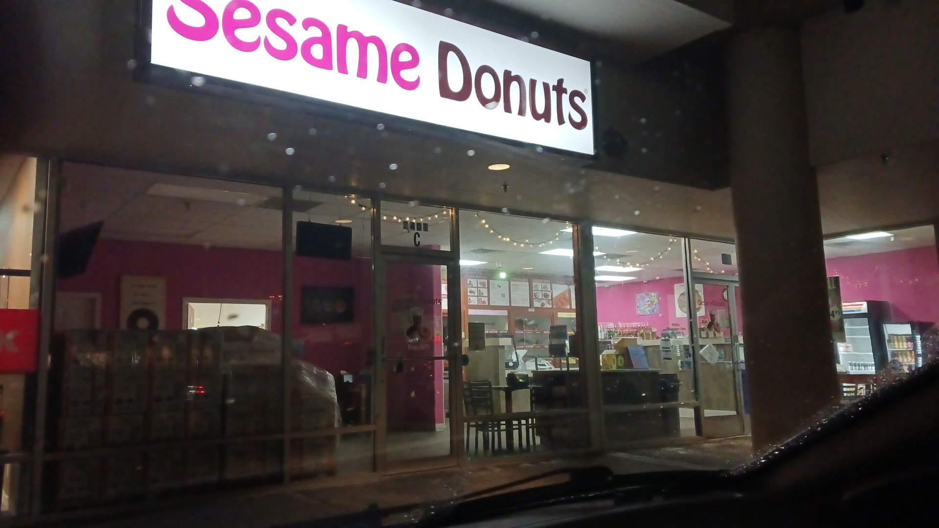 Sesame Donuts