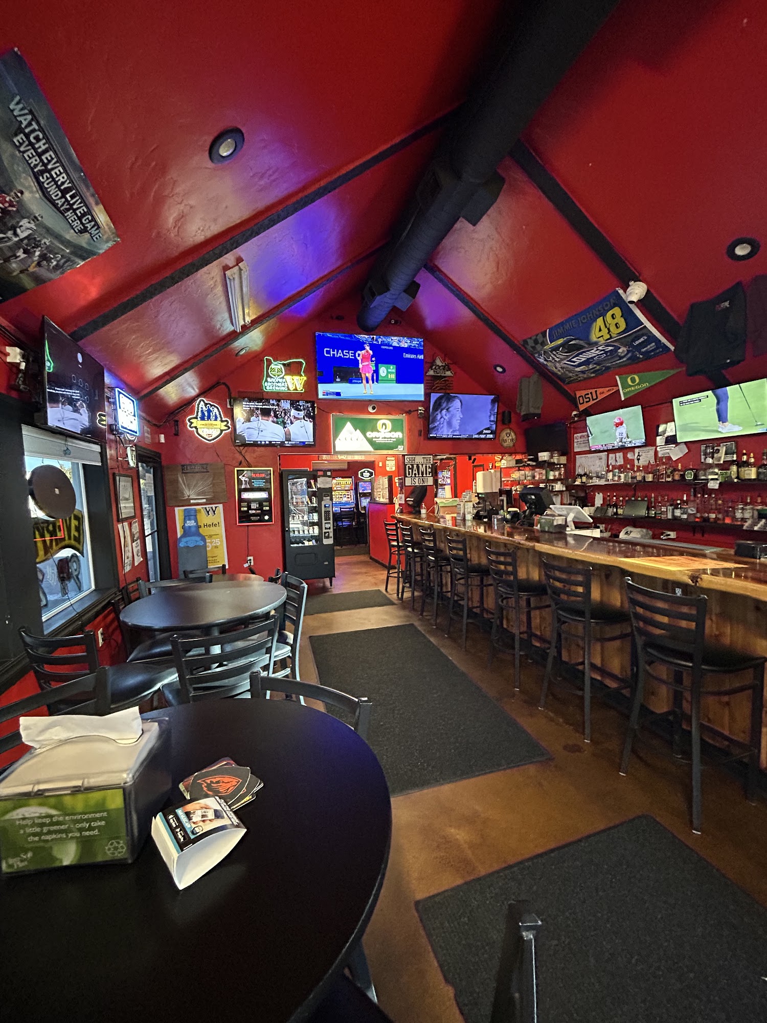 Red Zone Sports Bar