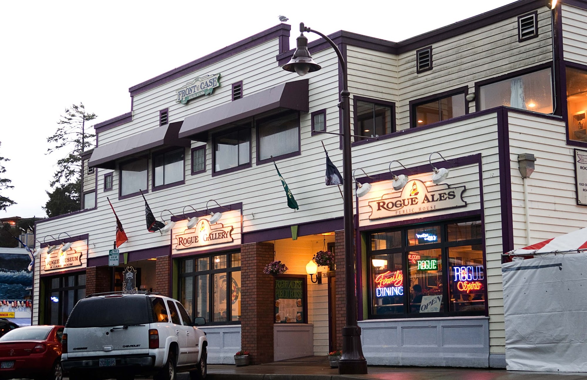 Rogue Bayfront Public House