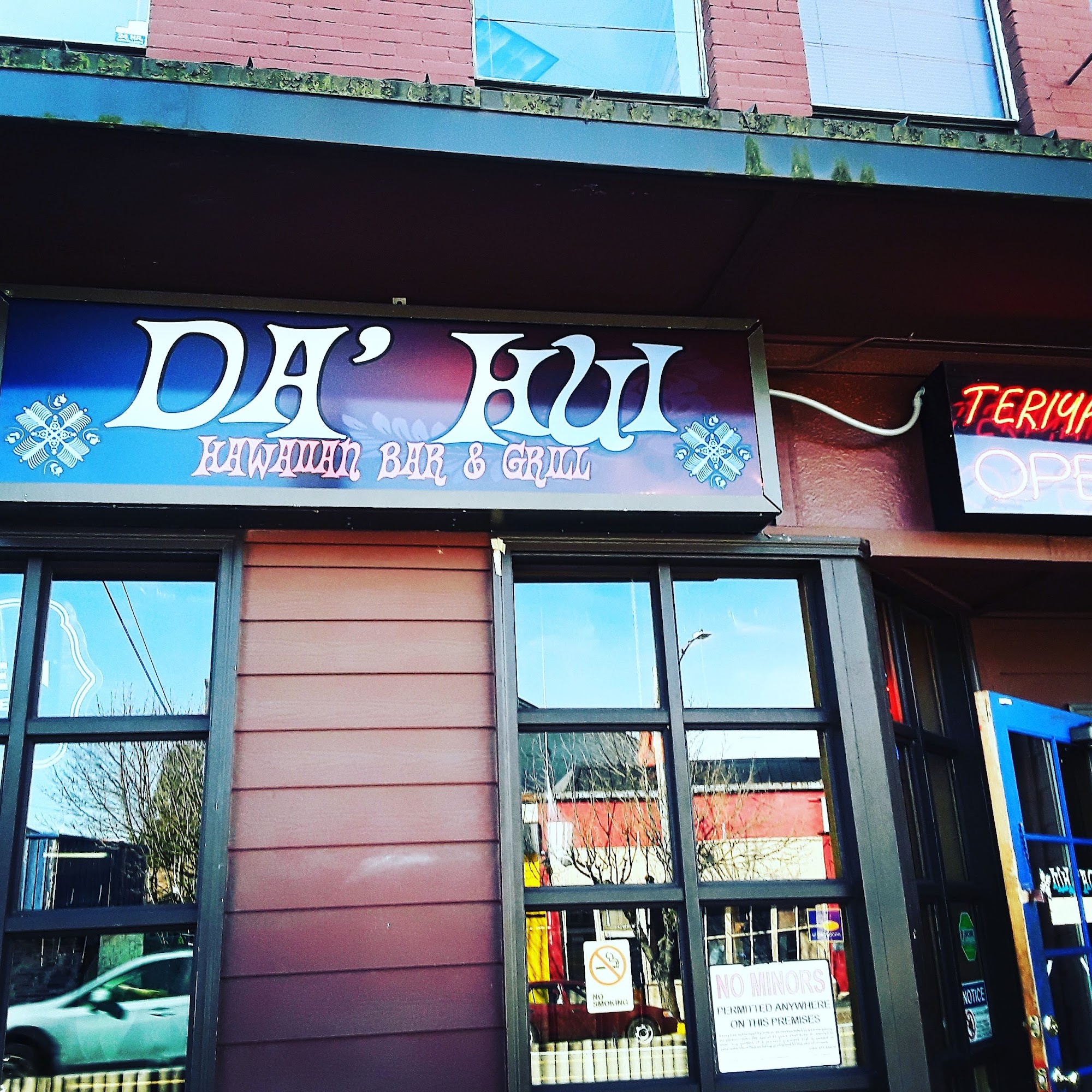 Da' Hui Hawaiian Bar & Grill