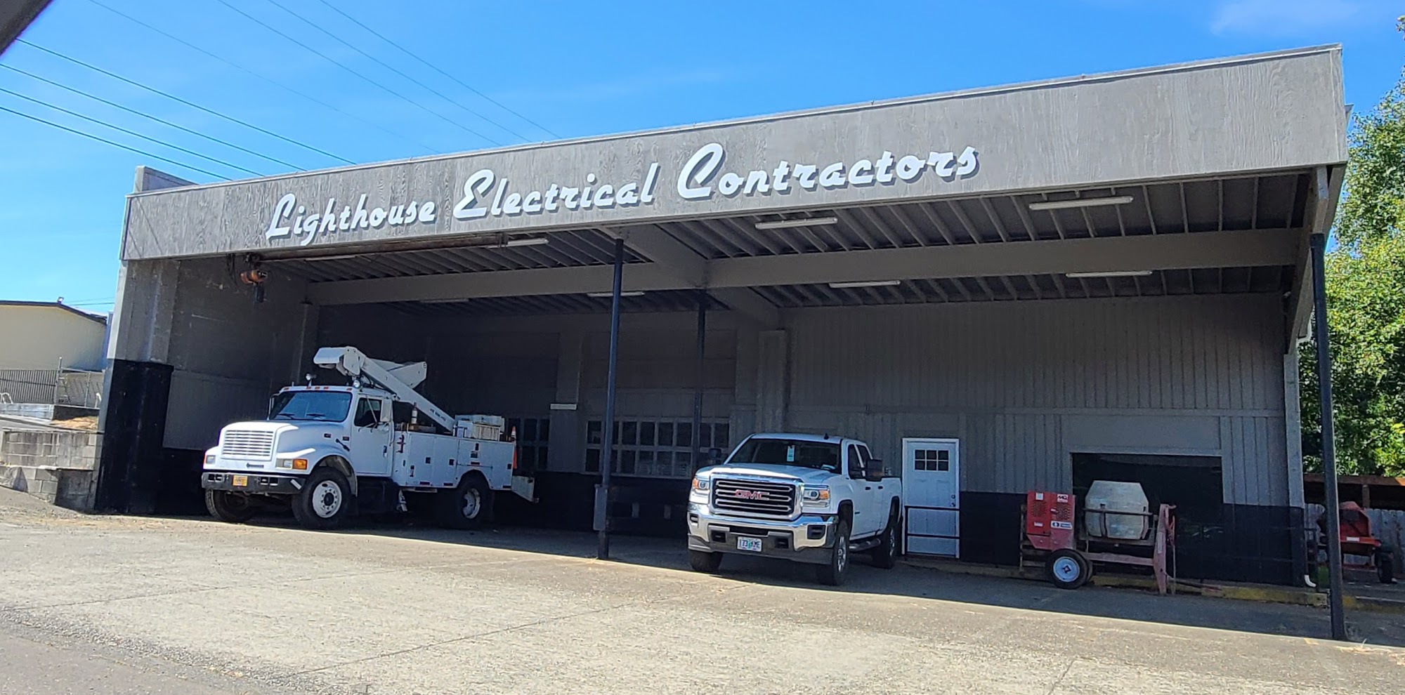 Lighthouse Electrical Contractors 1785 Winchester Ave, Reedsport Oregon 97467