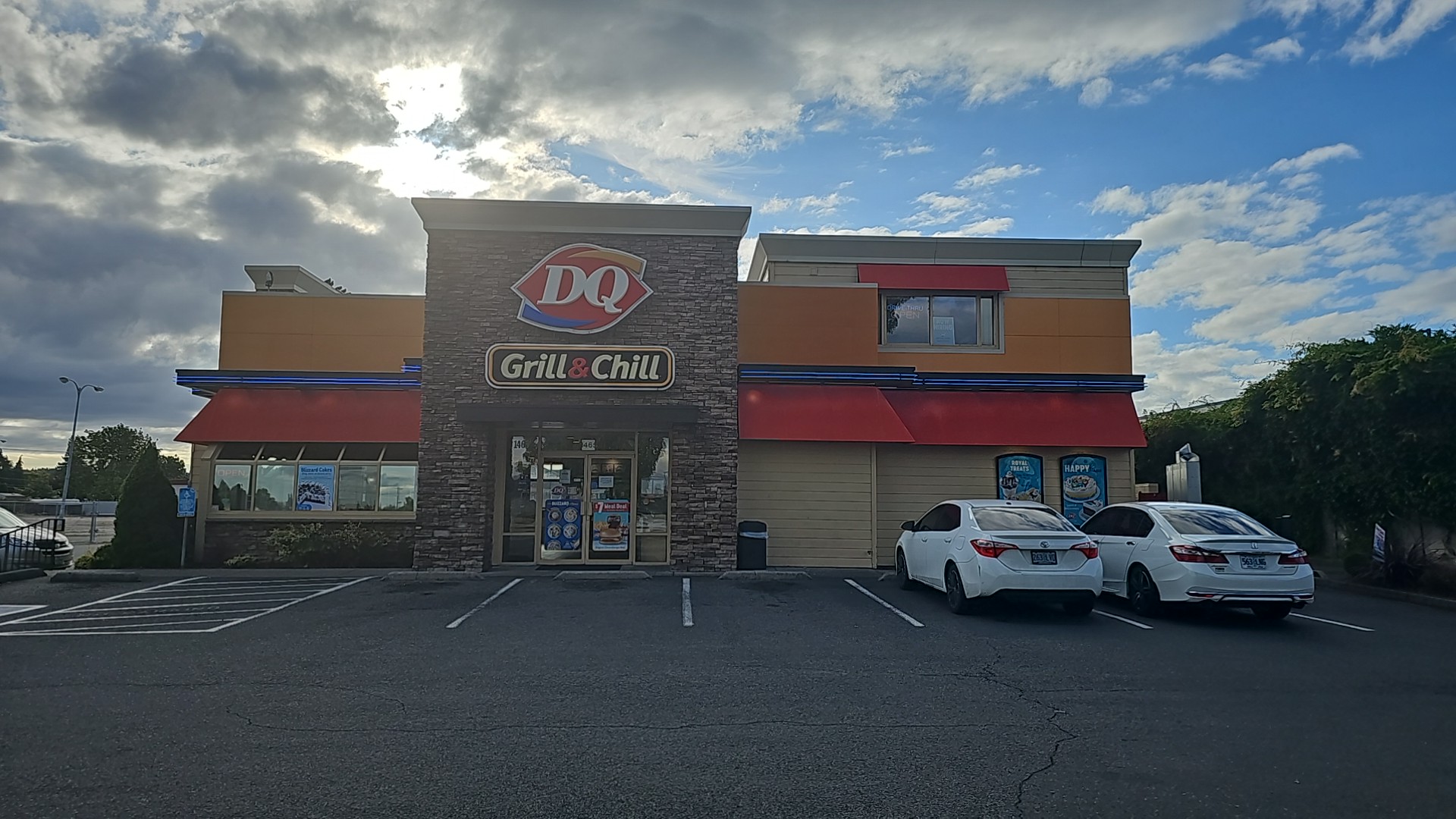 Dairy Queen Grill & Chill