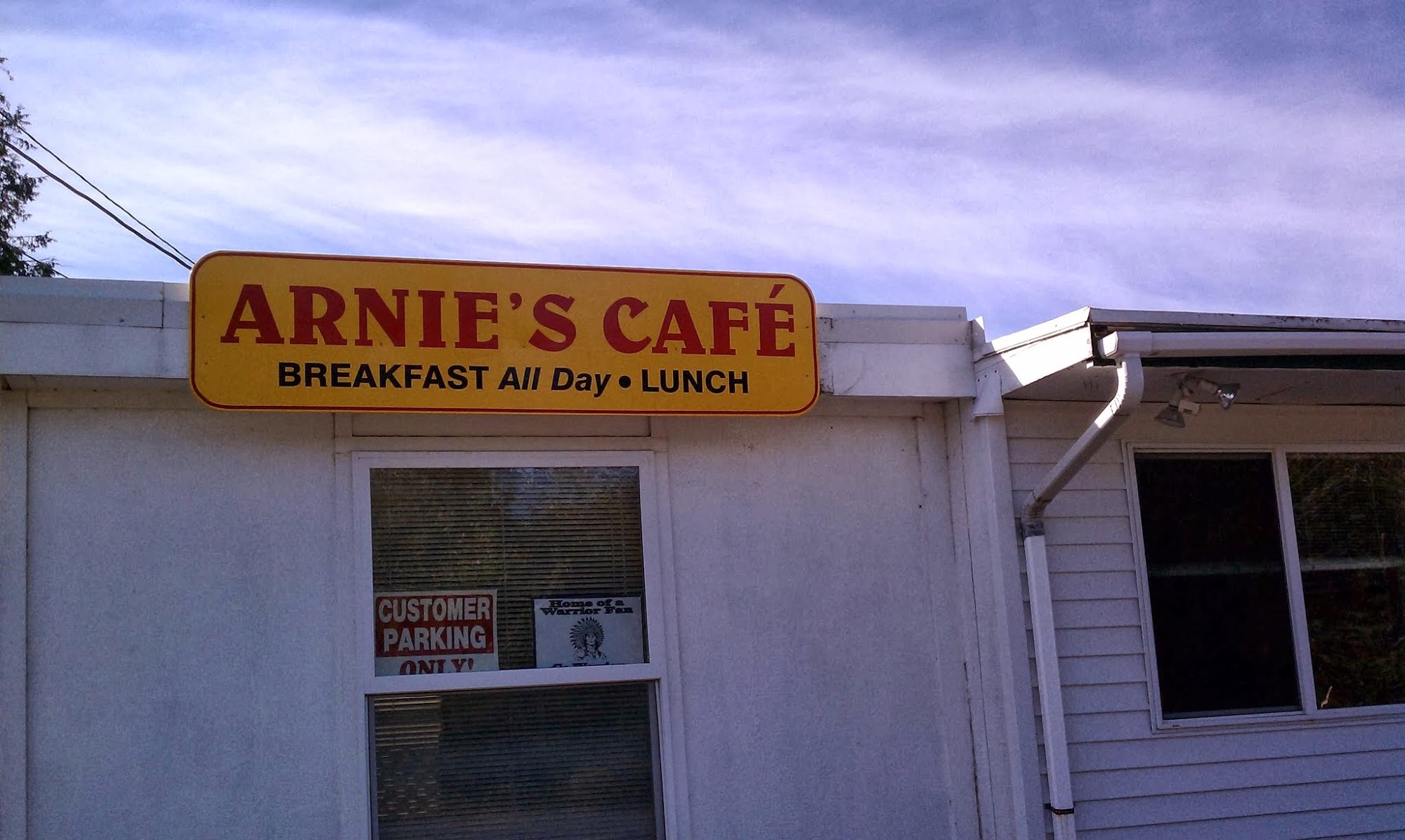 Arnie's Cafe