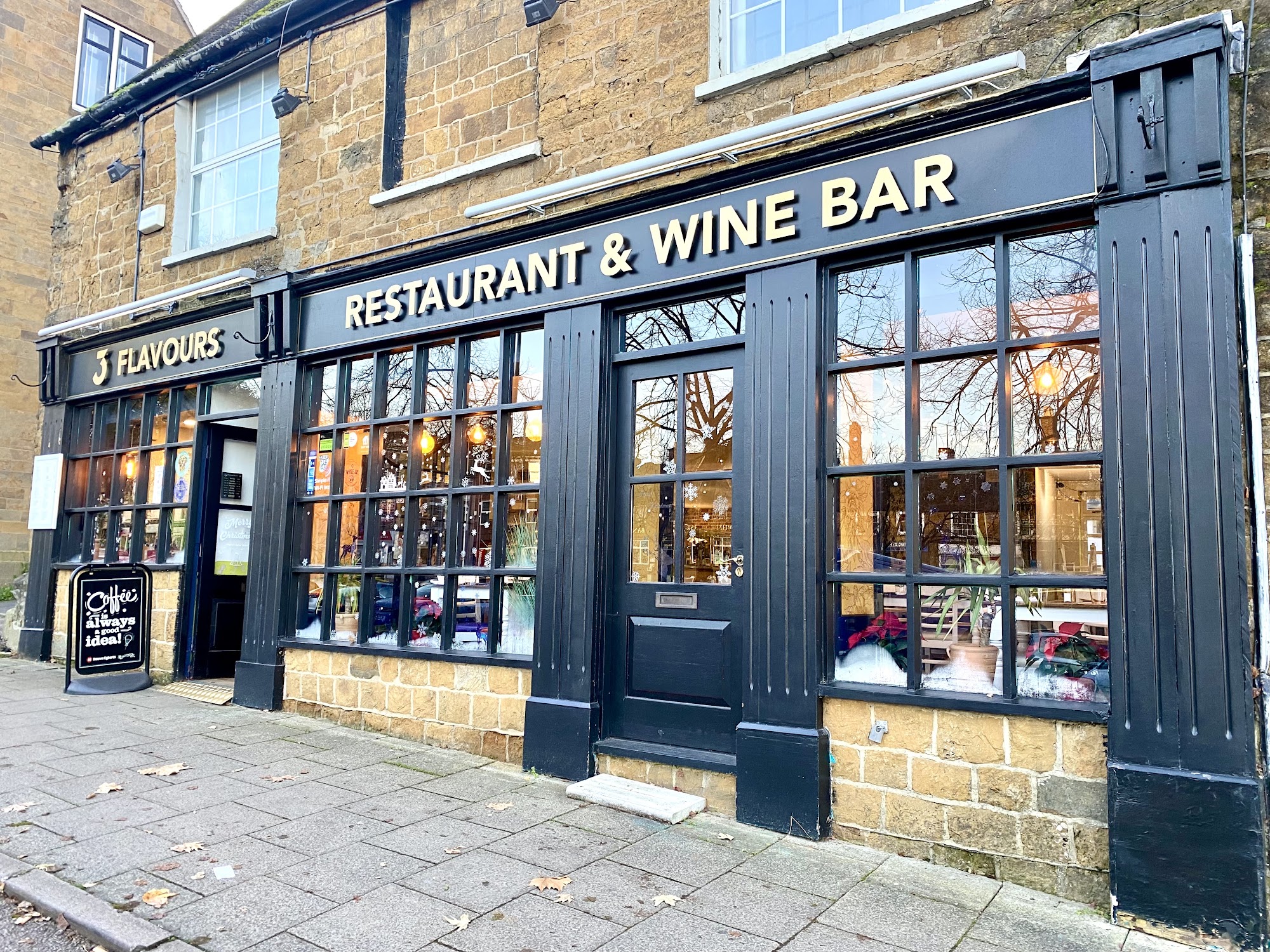 3 Flavours restaurant and wine bar 13-14 N Bar St, Banbury