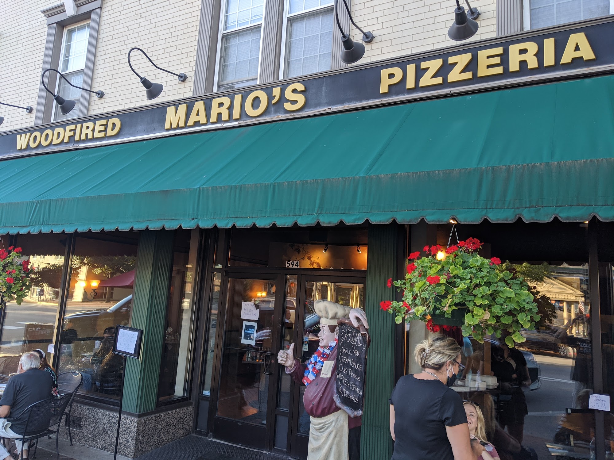 Mario's Woodfired Pizzeria