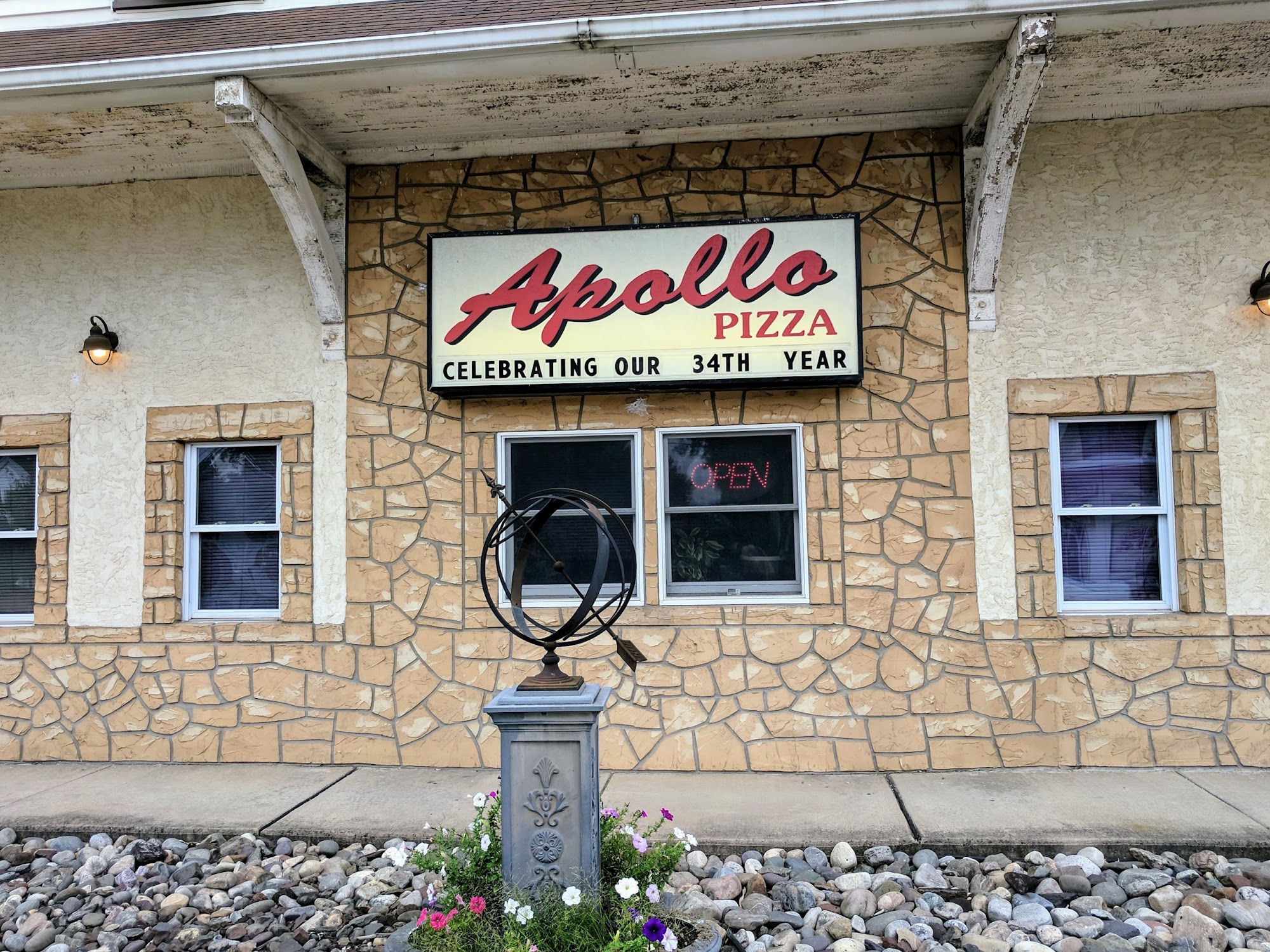 Apollo Pizza Bar & Restaurant