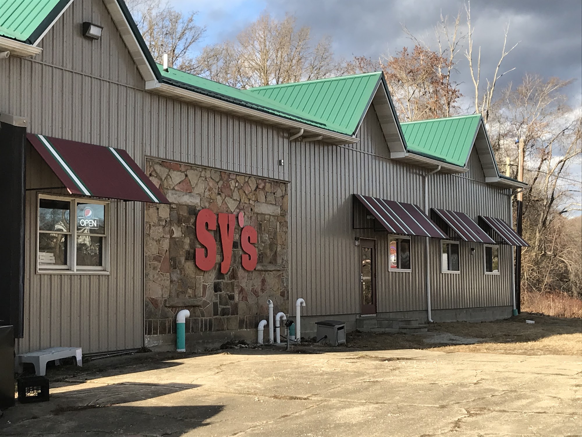 Sy's, Clymer, Pa.