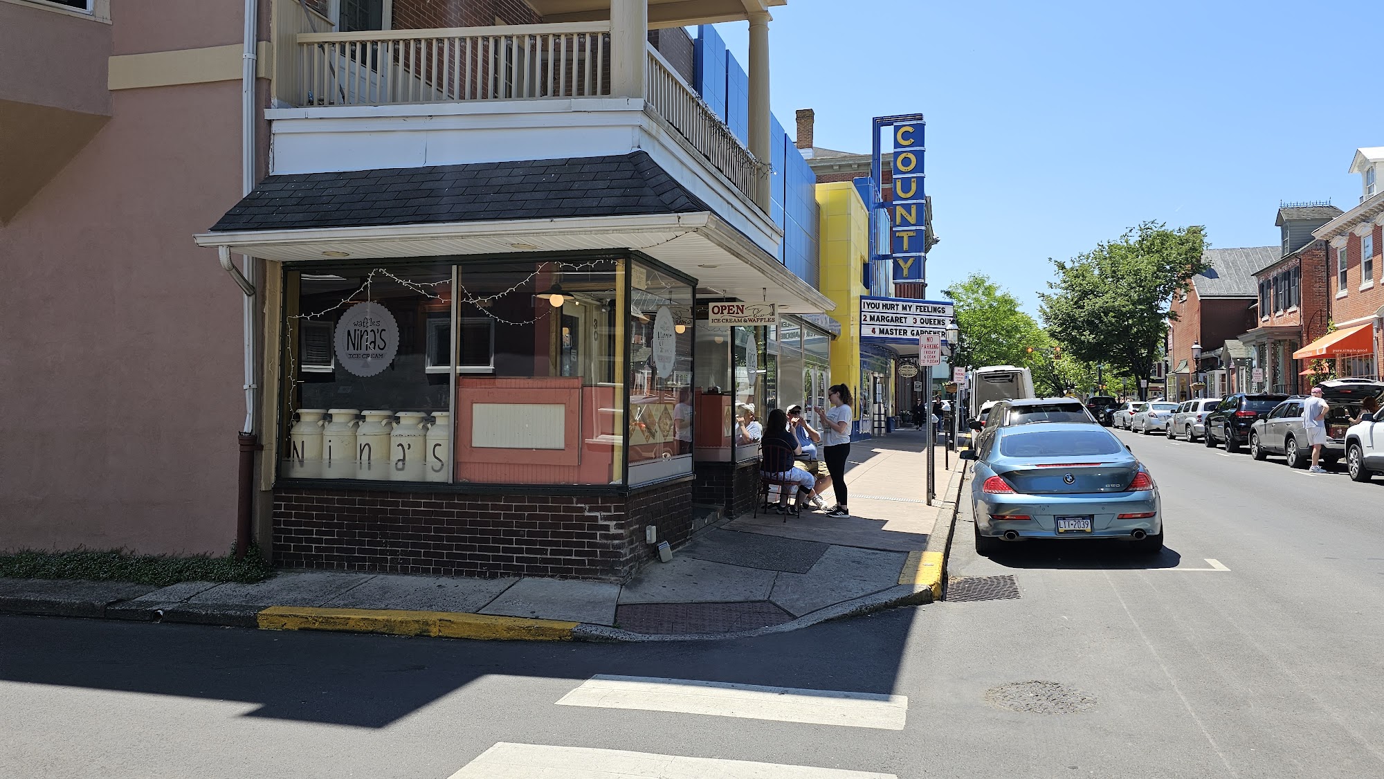 Nina’s Waffles and Sweets