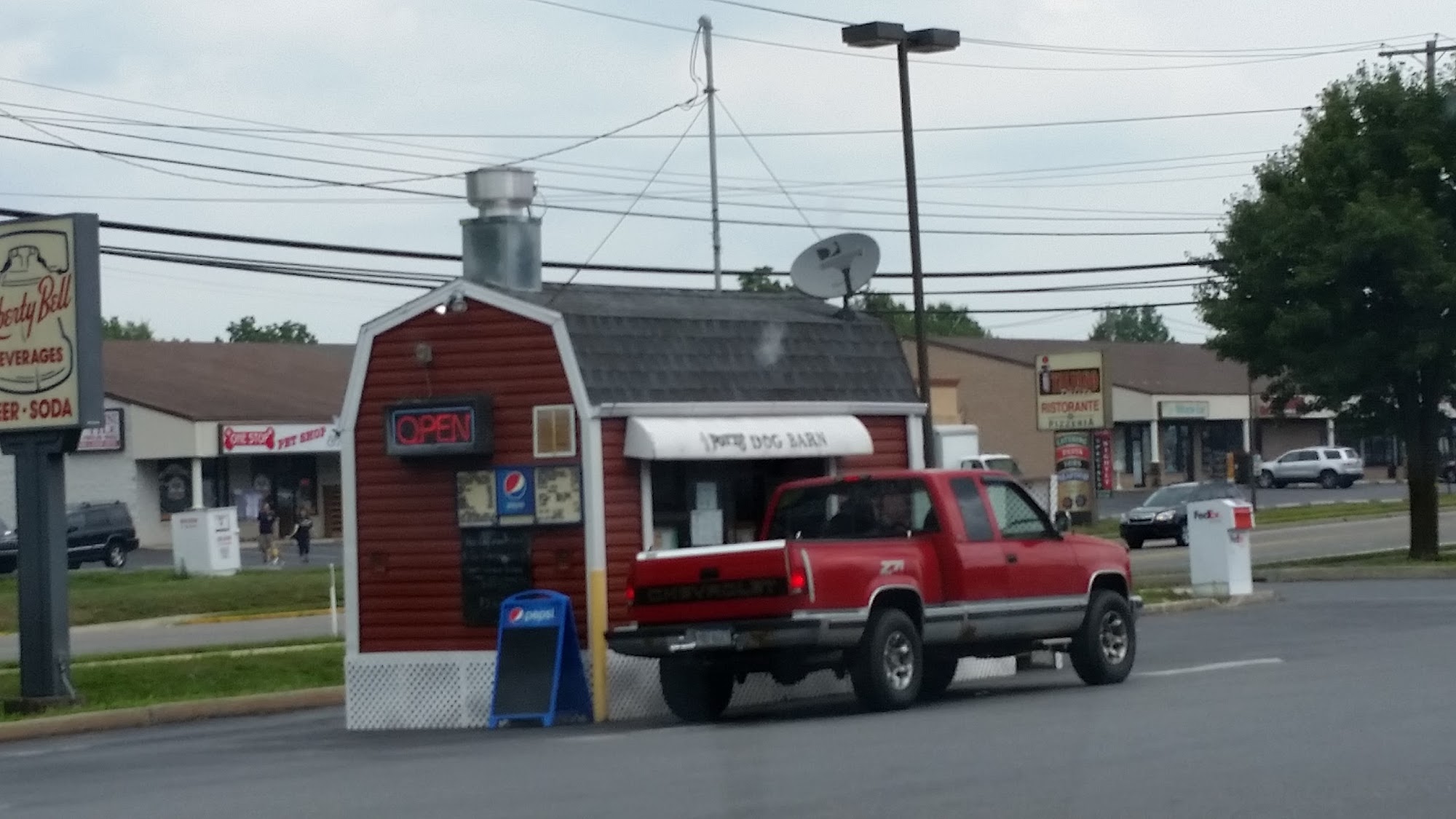 Potts' Dog Barn