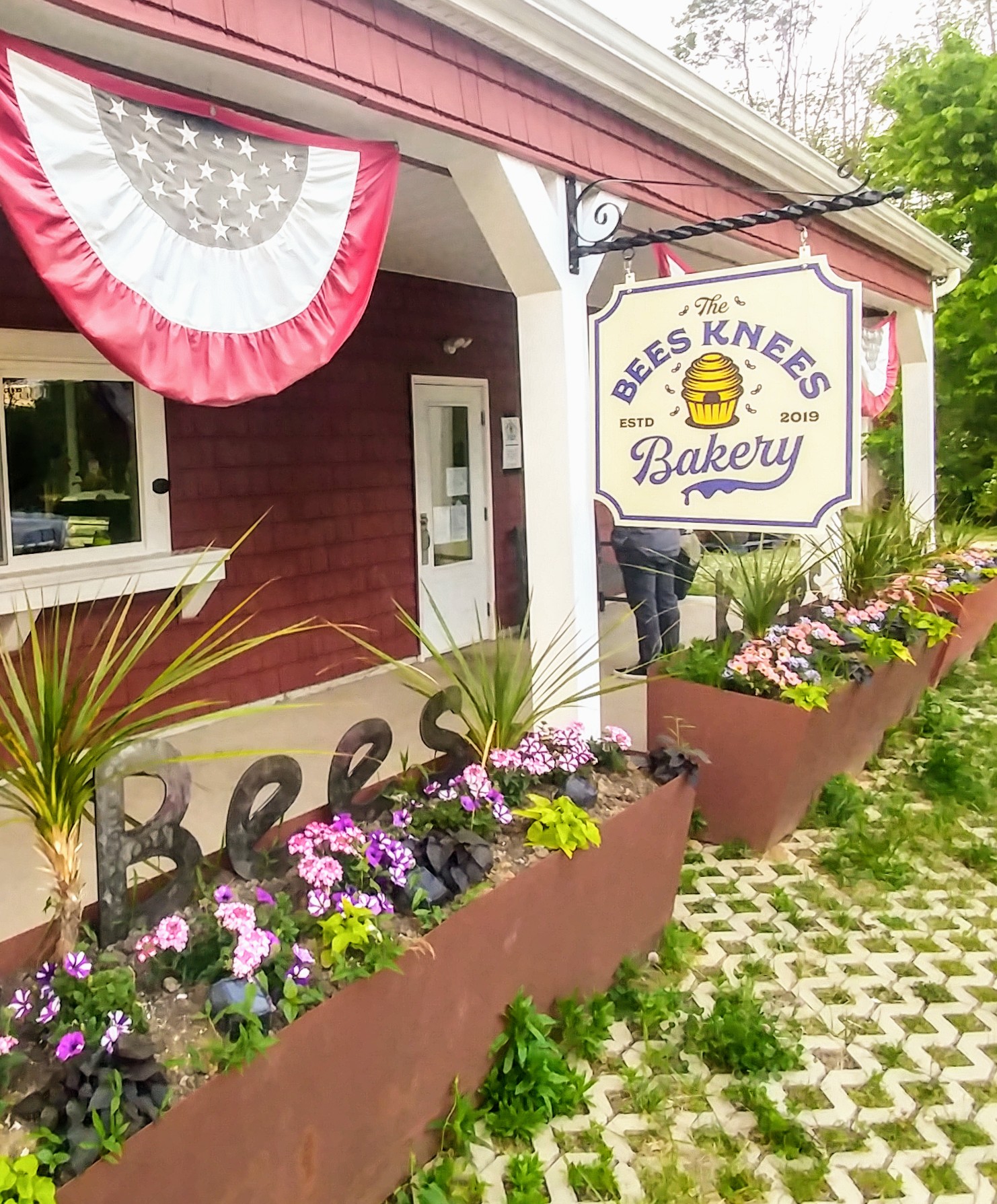 The Bees Knees Bakery