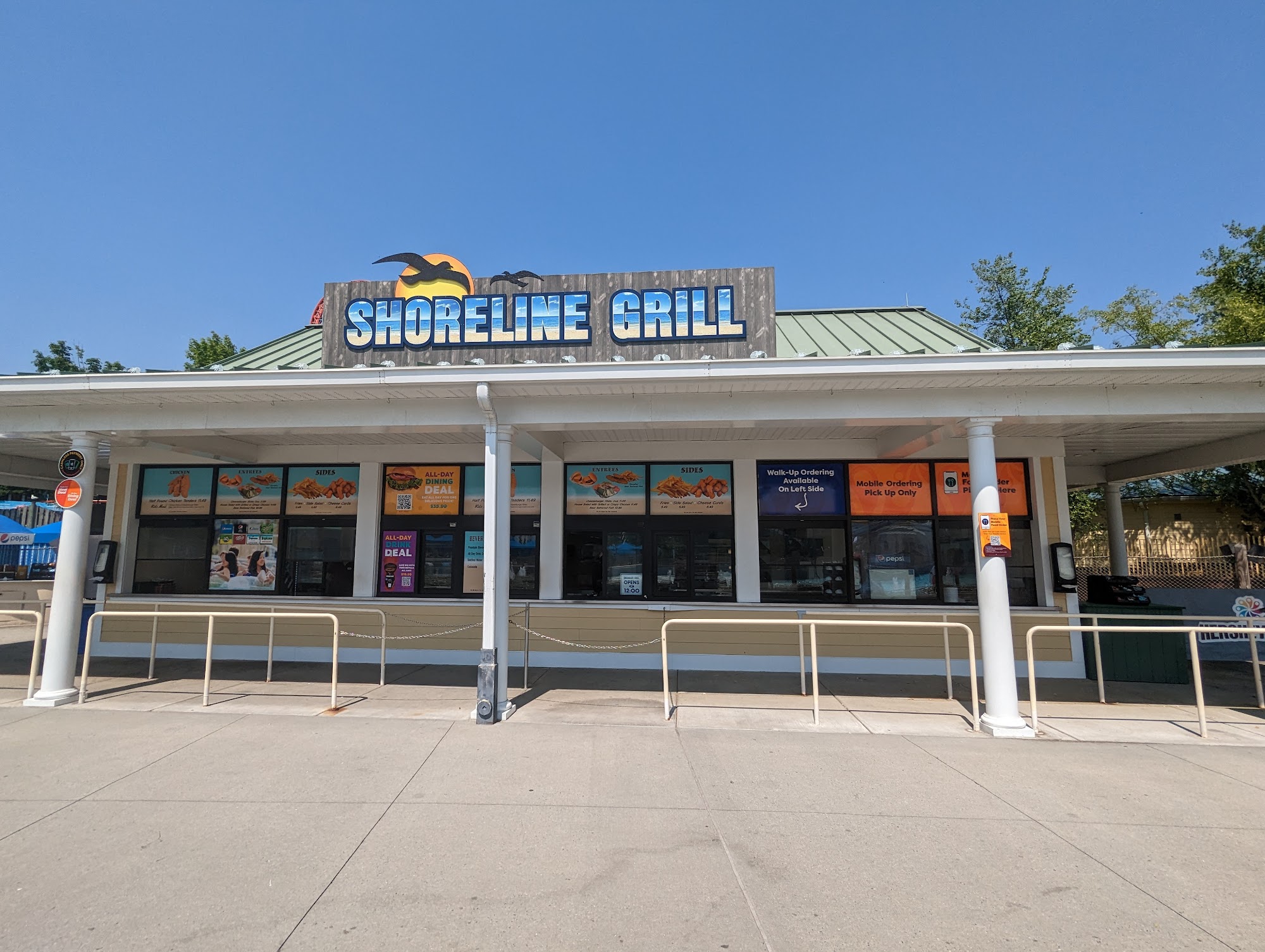 Shoreline Grill