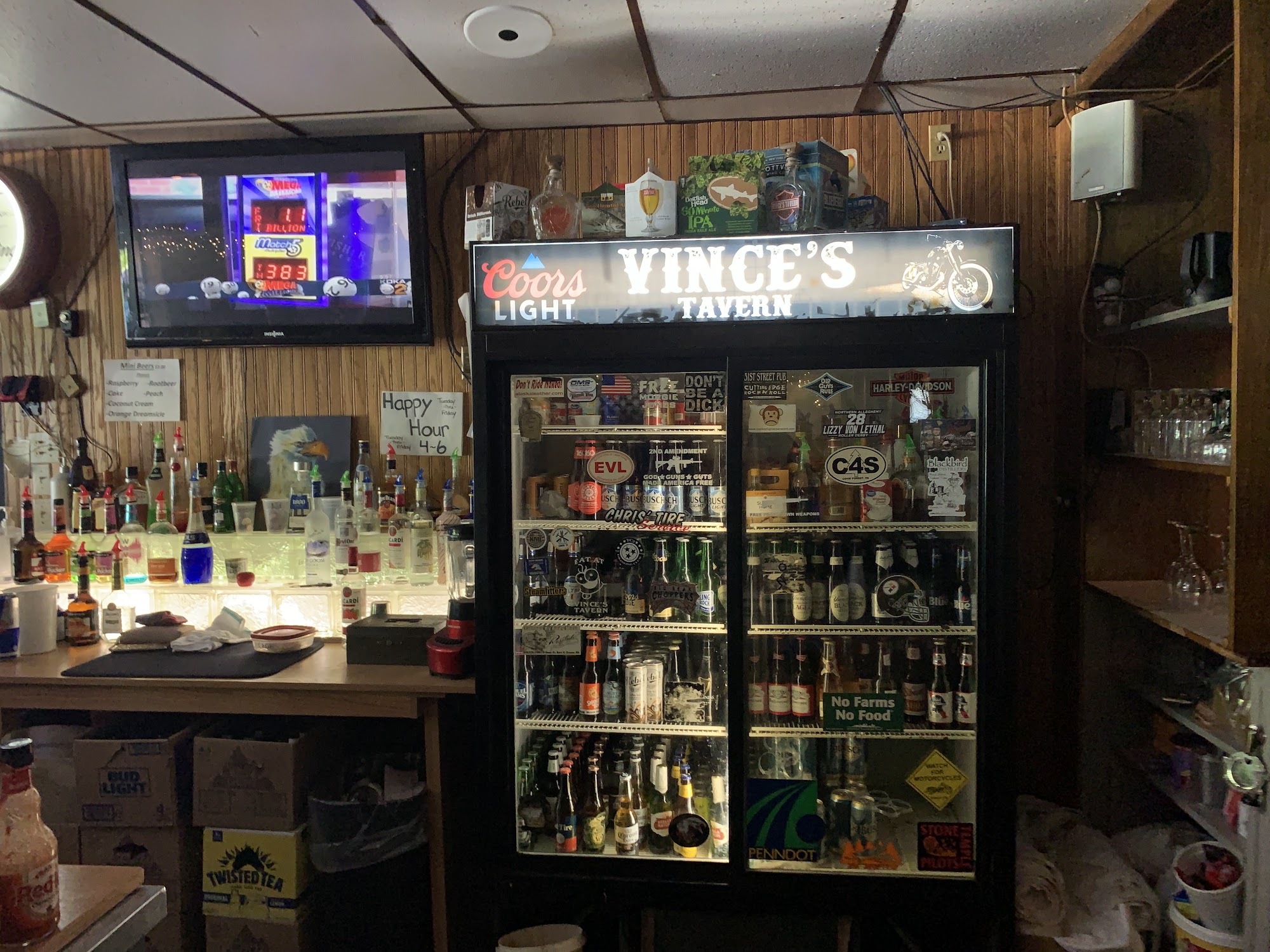 Vince's Tavern