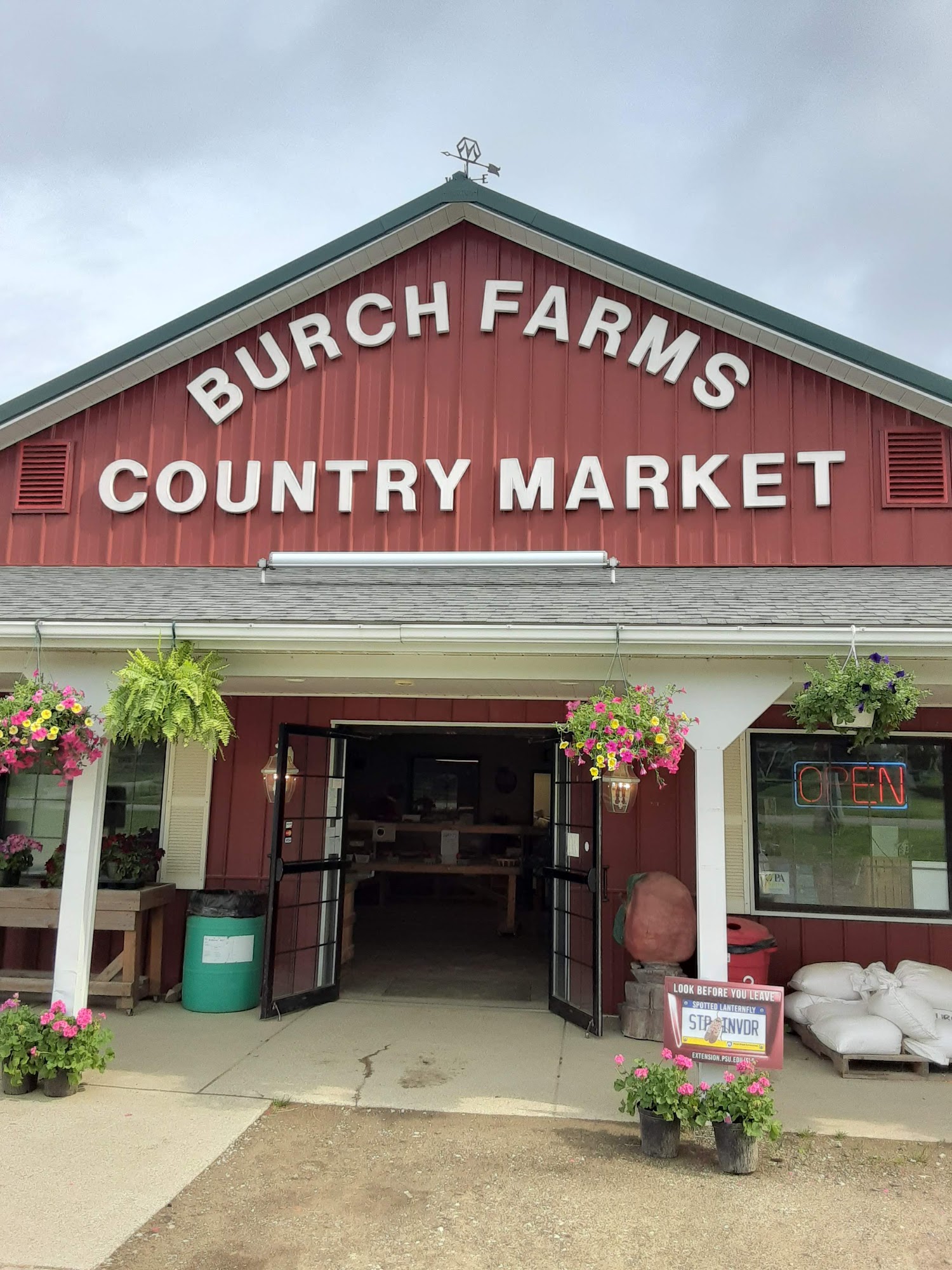 Burch Farms Country Market