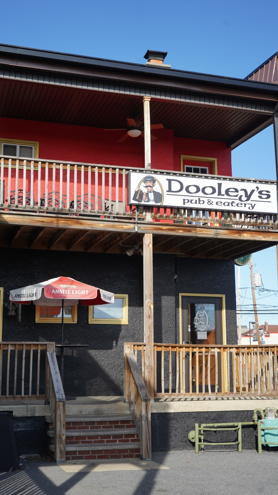 Dooley's Pub & Eatery